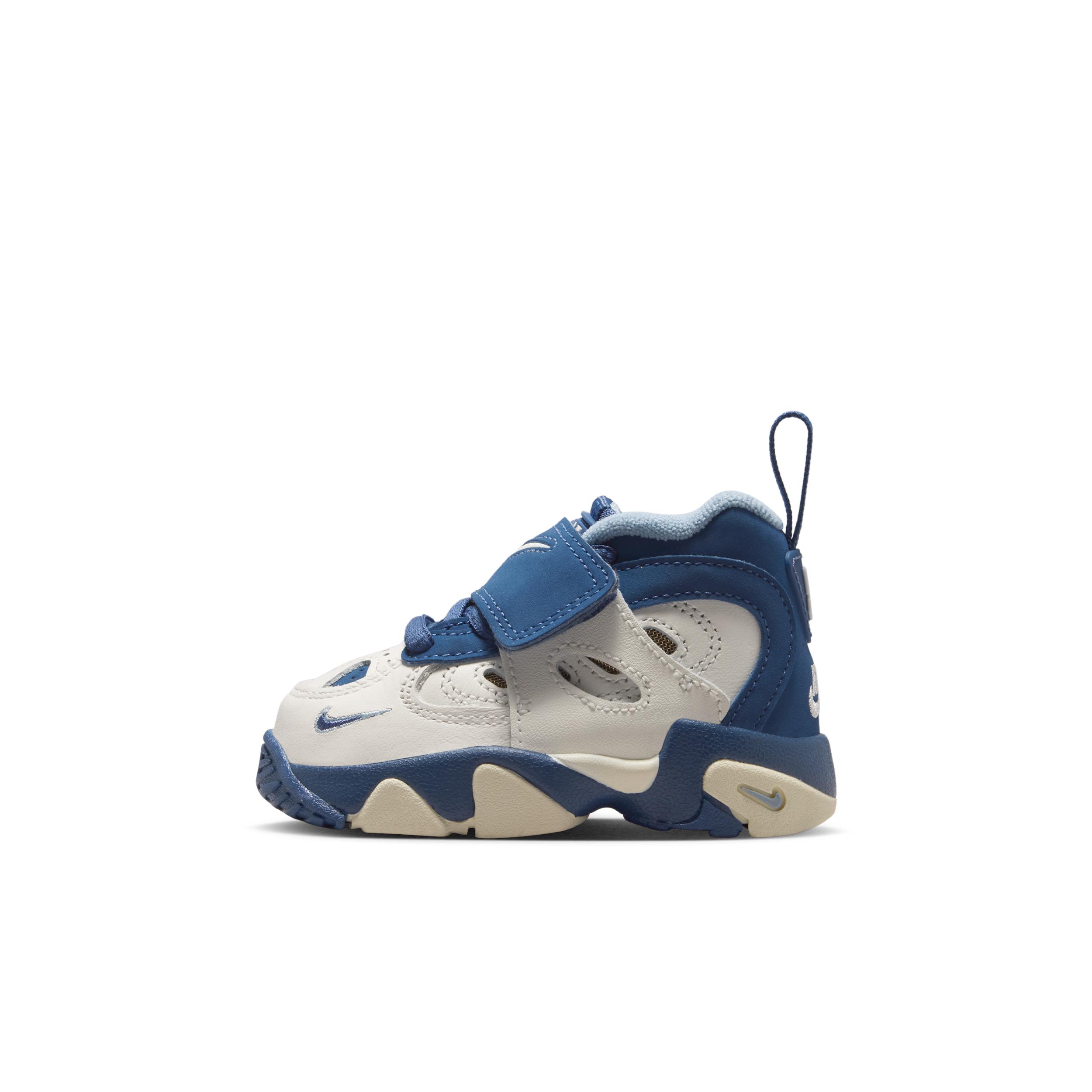 Nike Diamond Turf II Baby/Toddler Shoes by NIKE