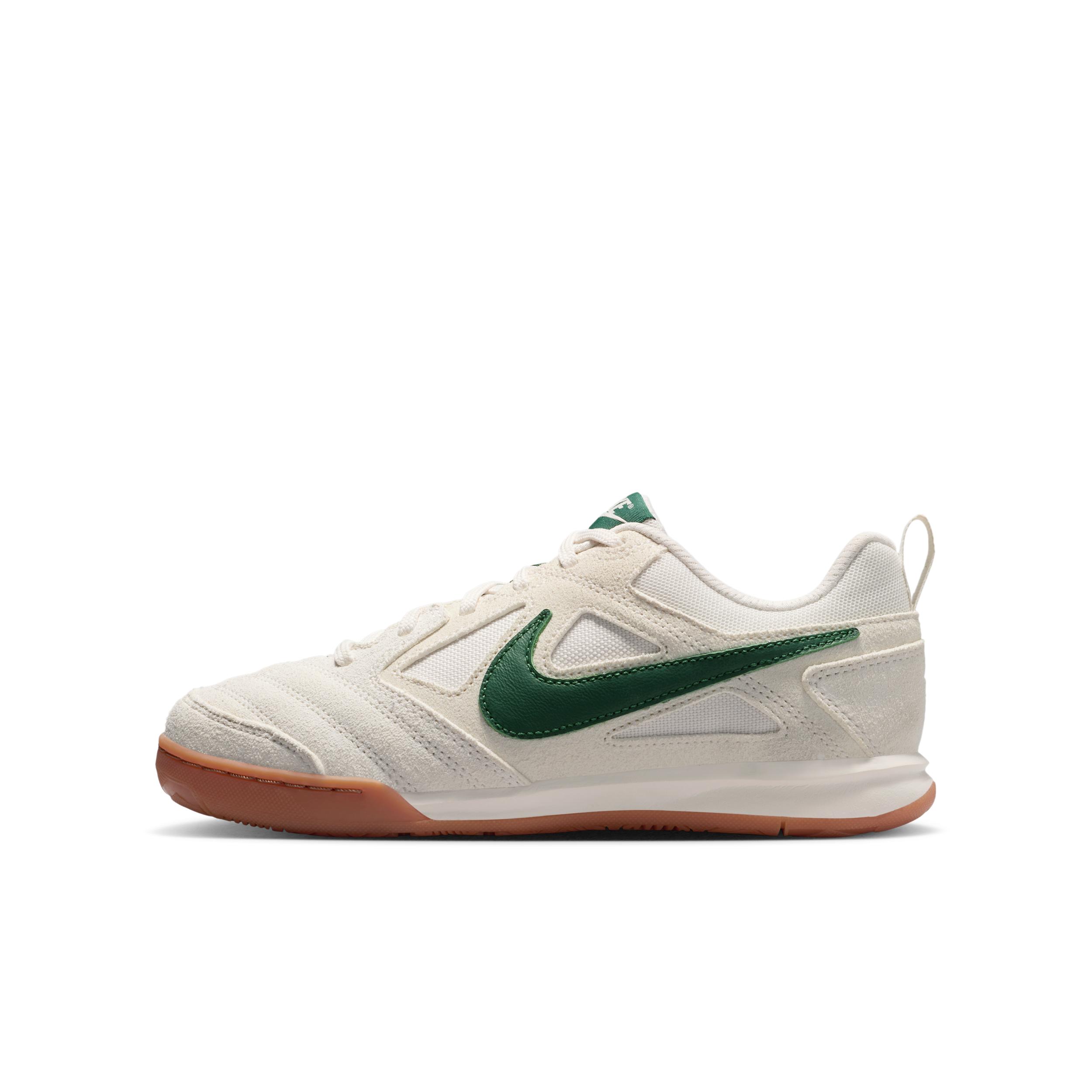 Nike Gato Big Kids' Shoes by NIKE