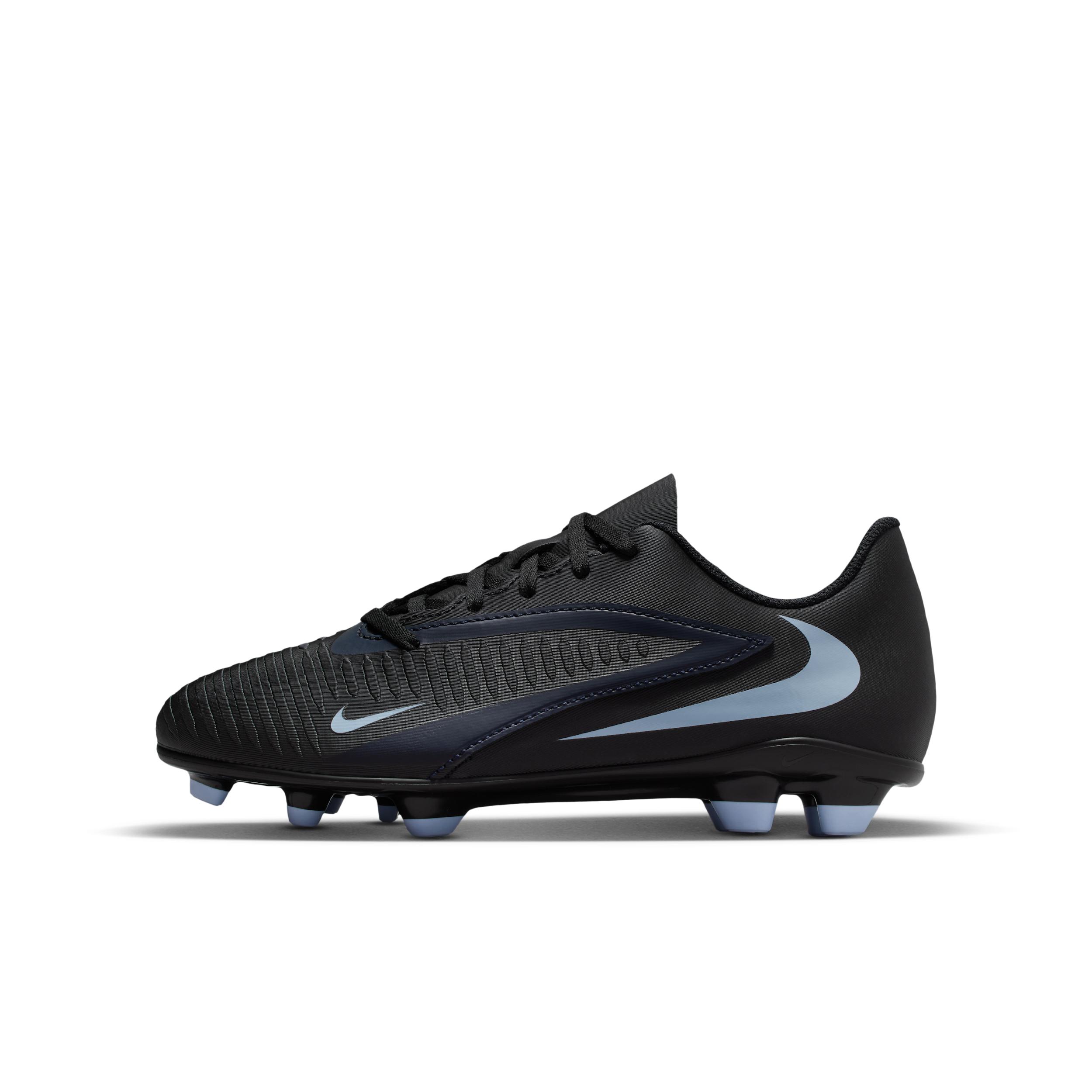Nike Jr. Phantom 6 Low Club Big Kids' Multi-Ground Soccer Cleats by NIKE
