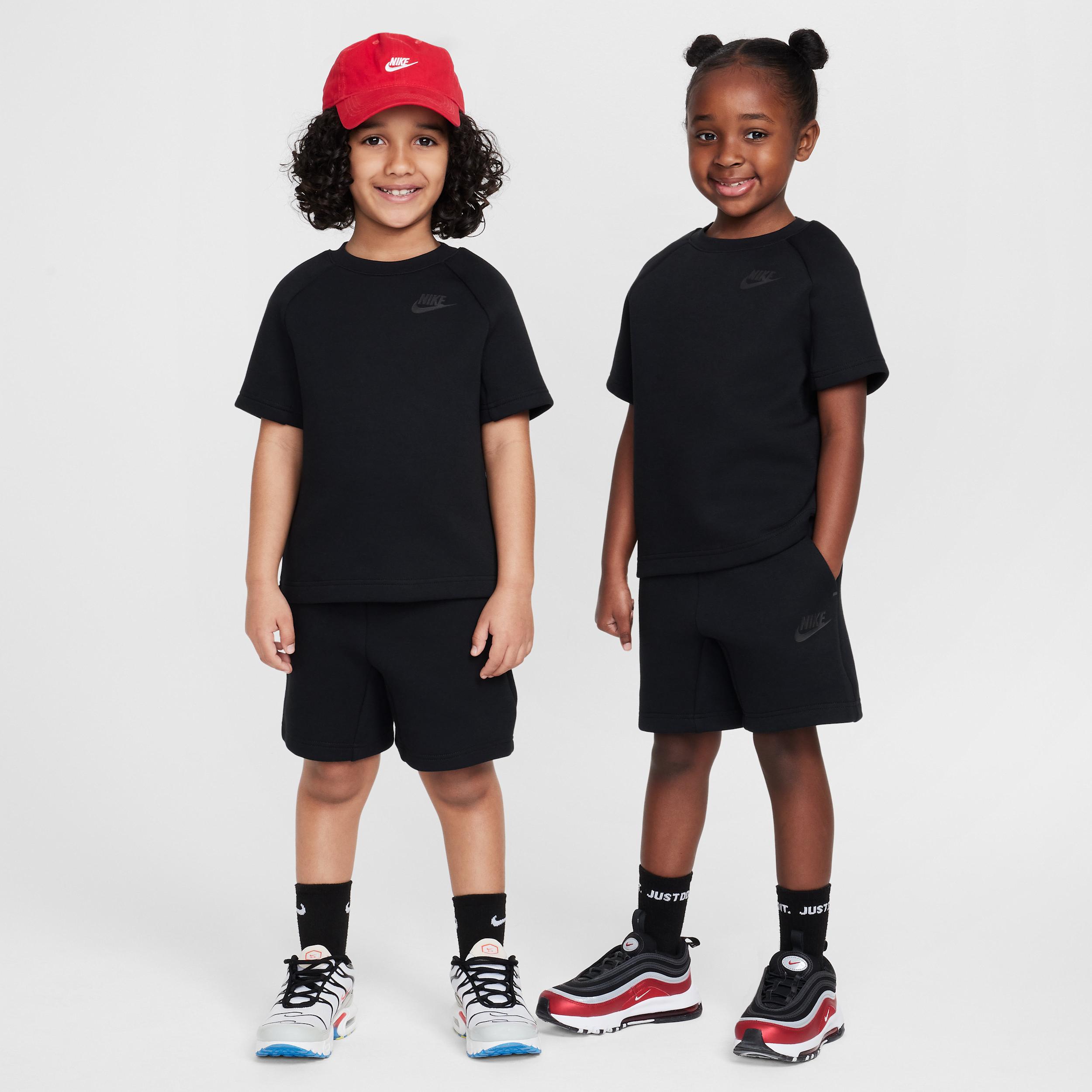 Nike Little Kids' 2-Piece Crew Set by NIKE