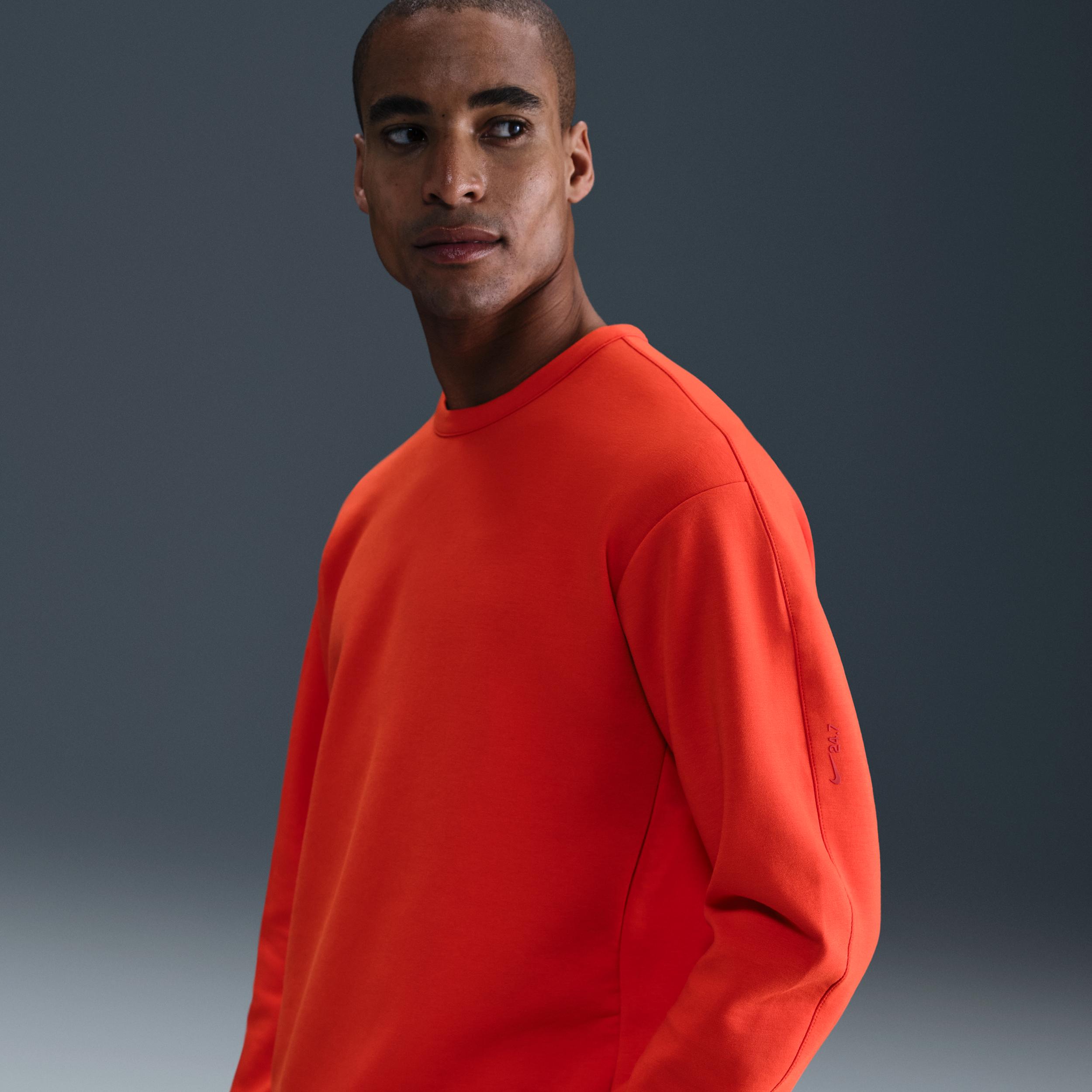 Nike Men's 24.7 ImpossiblySoft Dri-FIT Crew by NIKE