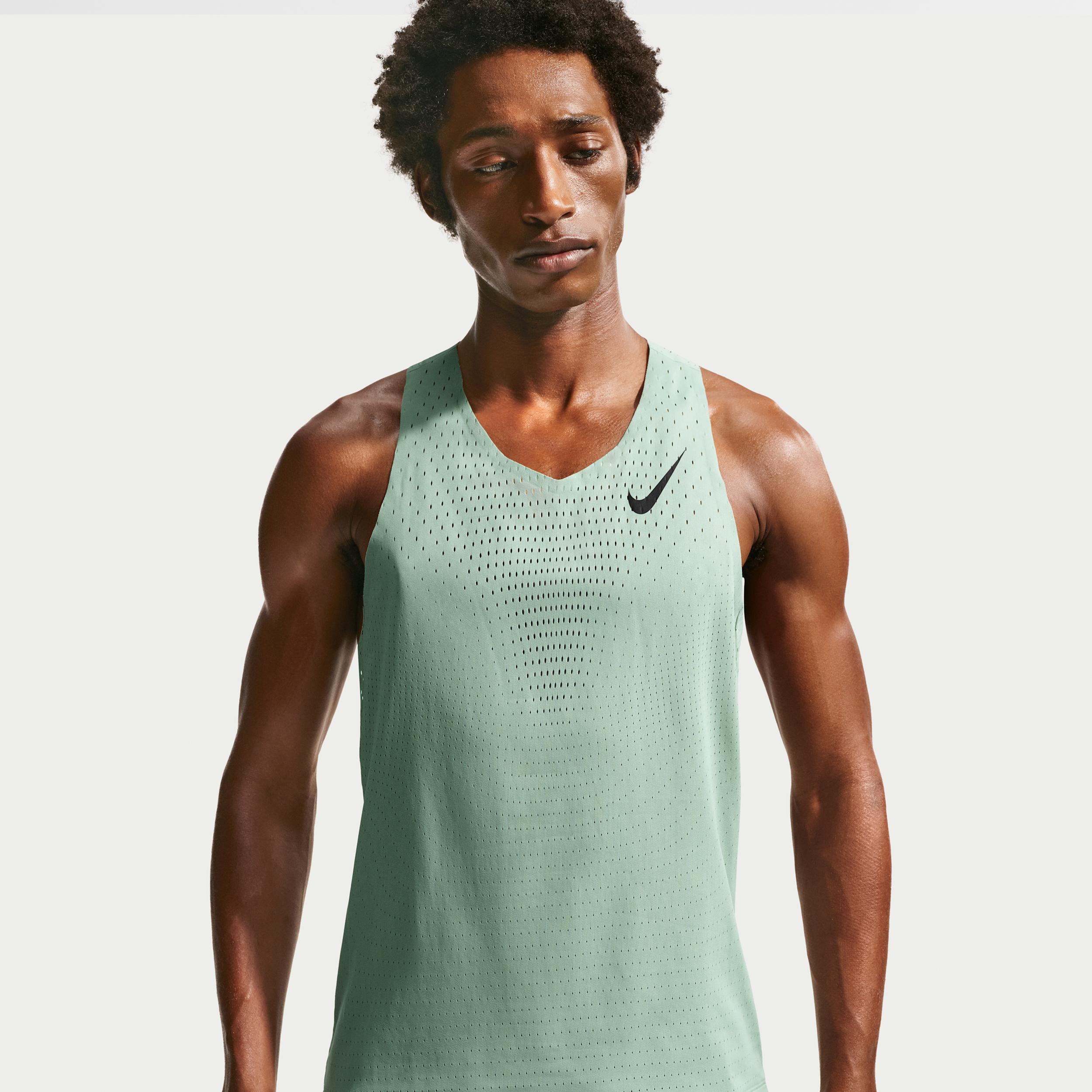 Nike Men's AeroSwift Dri-FIT ADV Running Singlet by NIKE
