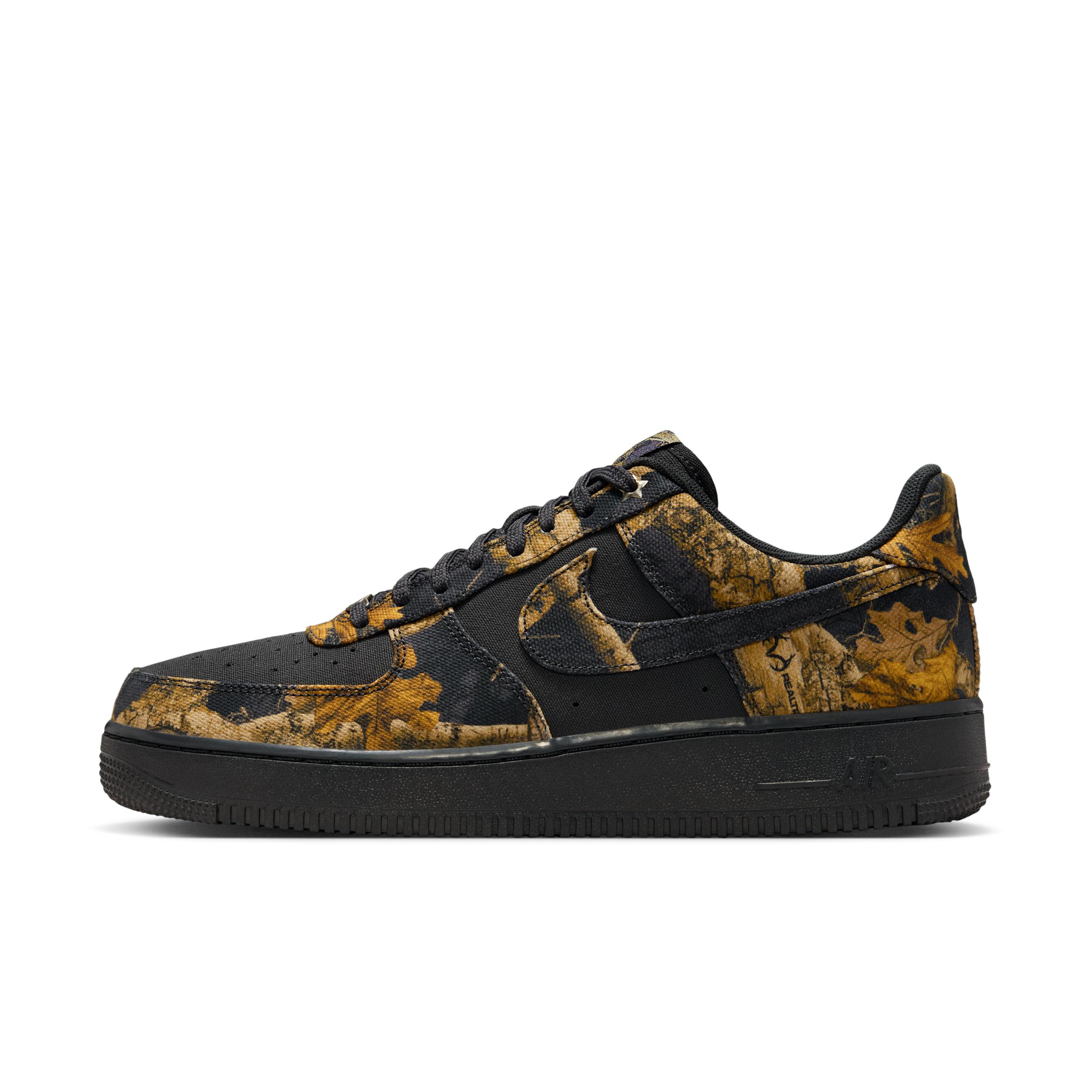 Nike Men's Air Force 1 '07 RealTree Shoes by NIKE