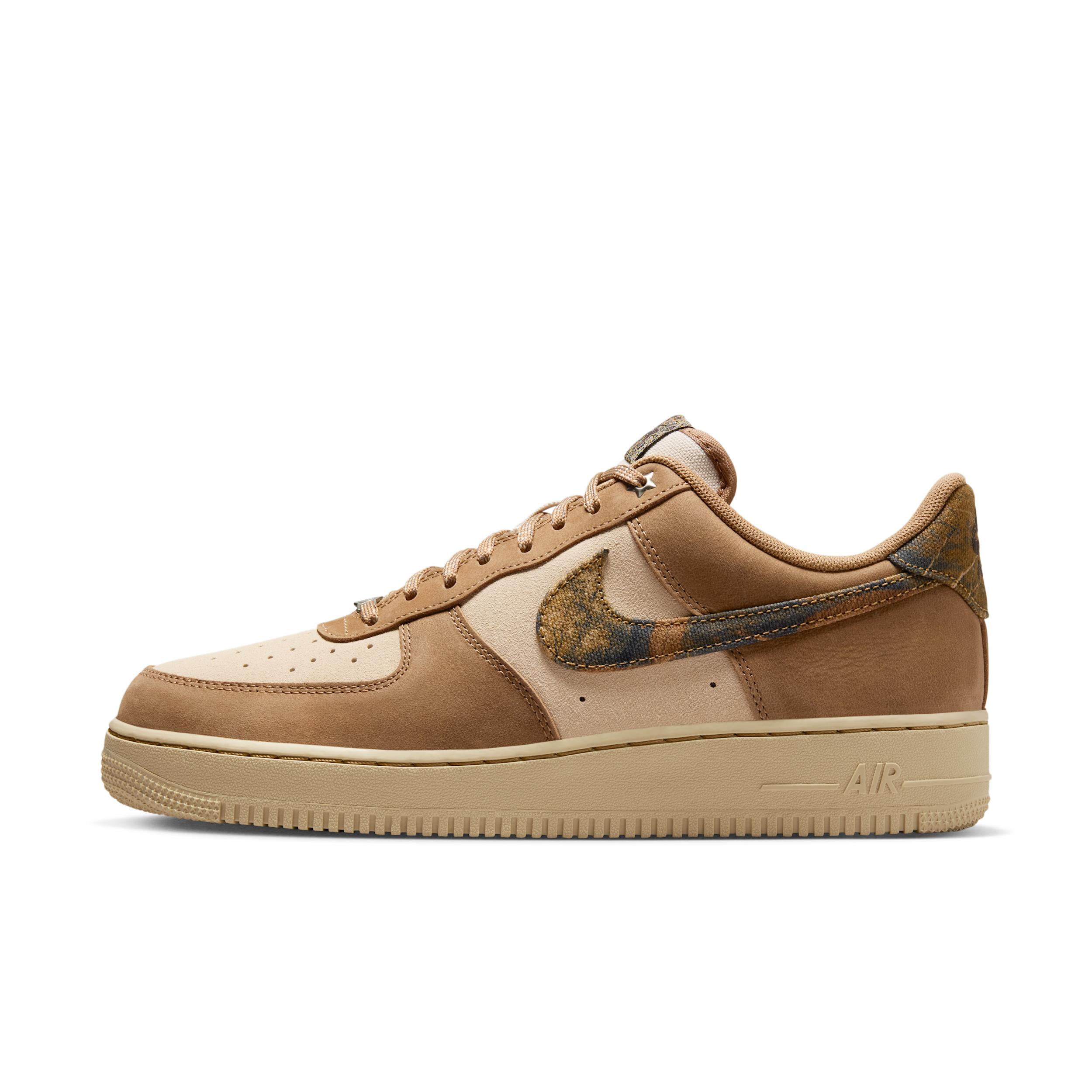Nike Men's Air Force 1 '07 RealTree Shoes by NIKE