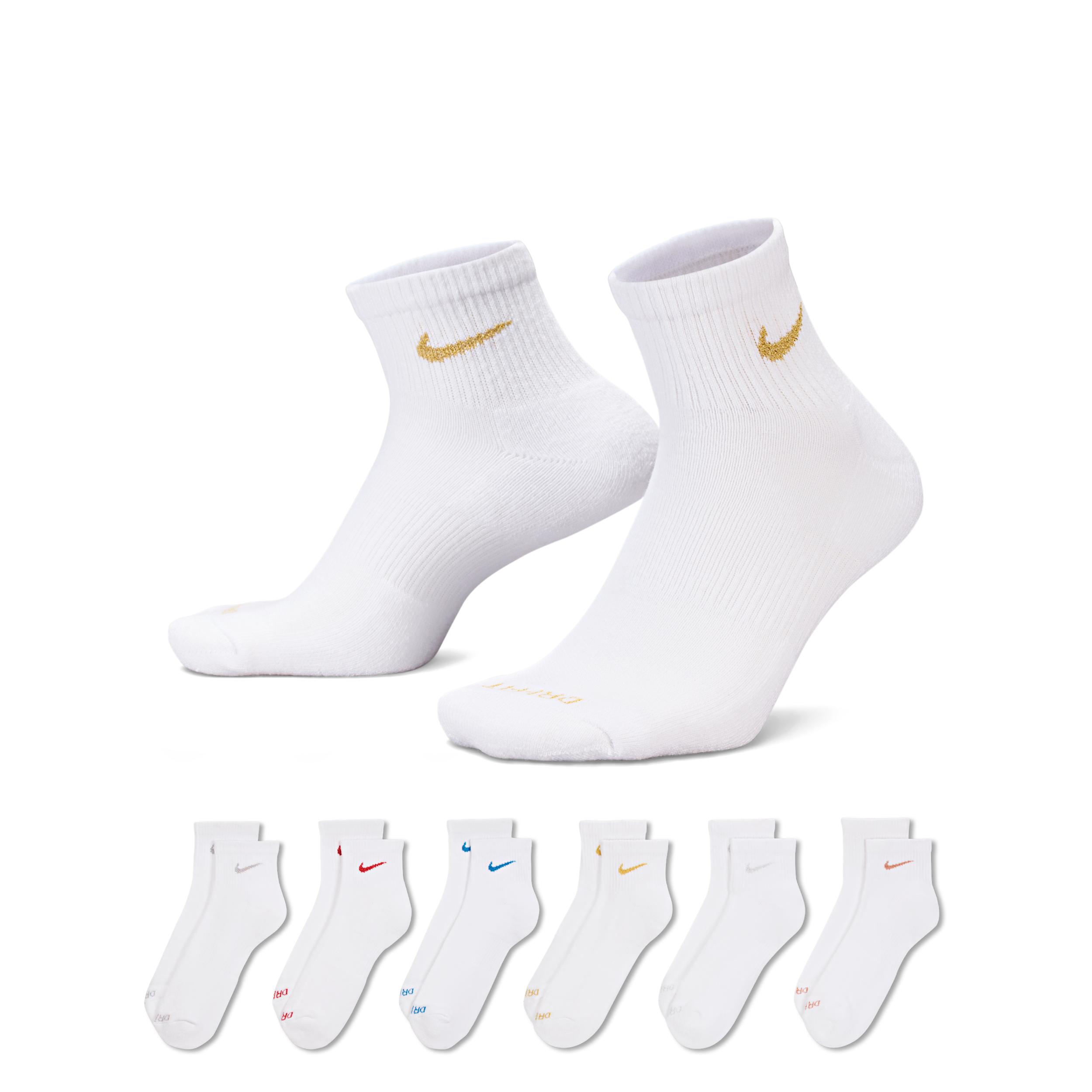 Nike Men's Everyday Plus Cushioned Training Ankle Socks (6 Pairs) by NIKE Nike Men's Everyday Plus Cushioned Training Ankle Socks (6 Pairs) by NIKE