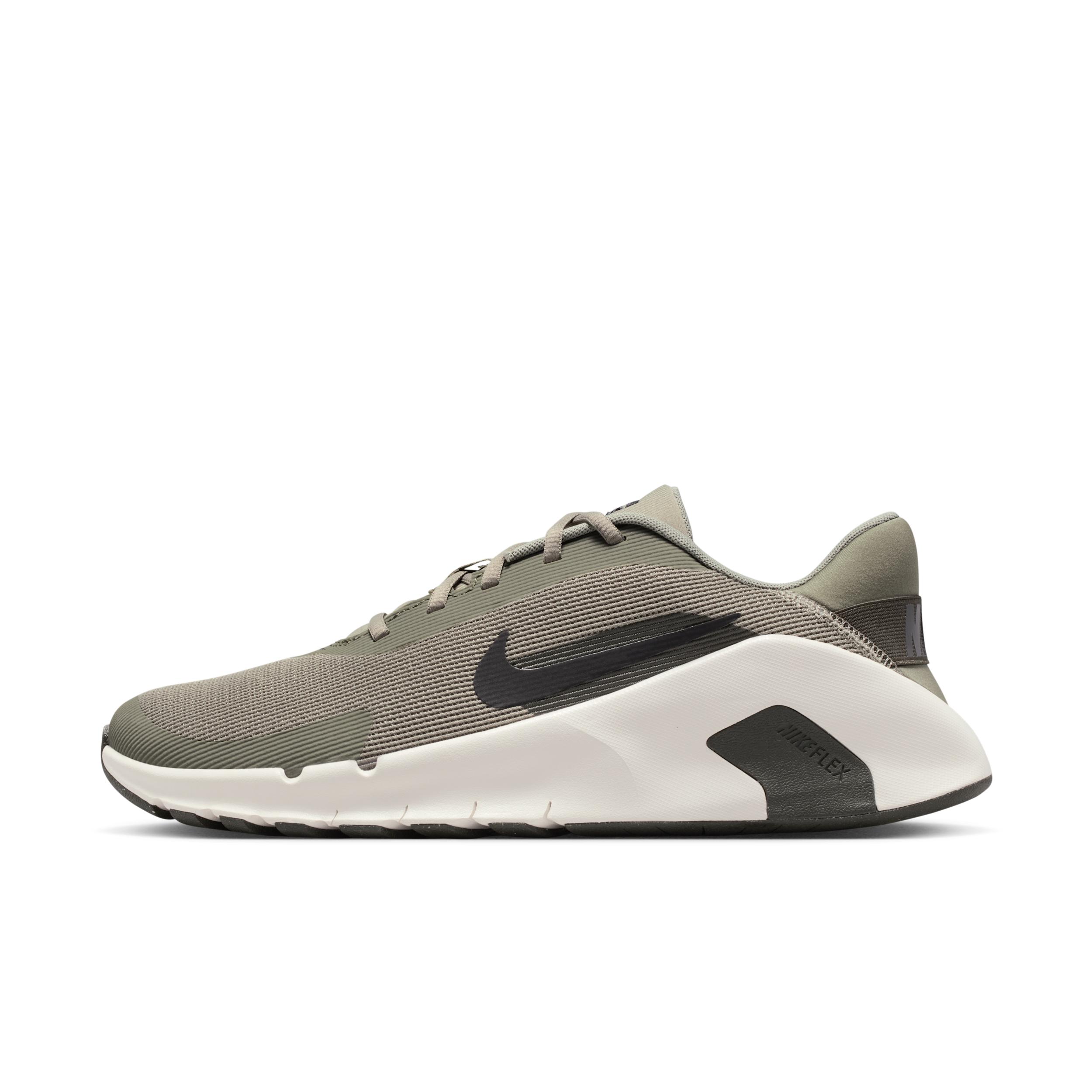 Nike Men's Flex Train Workout Shoes by NIKE