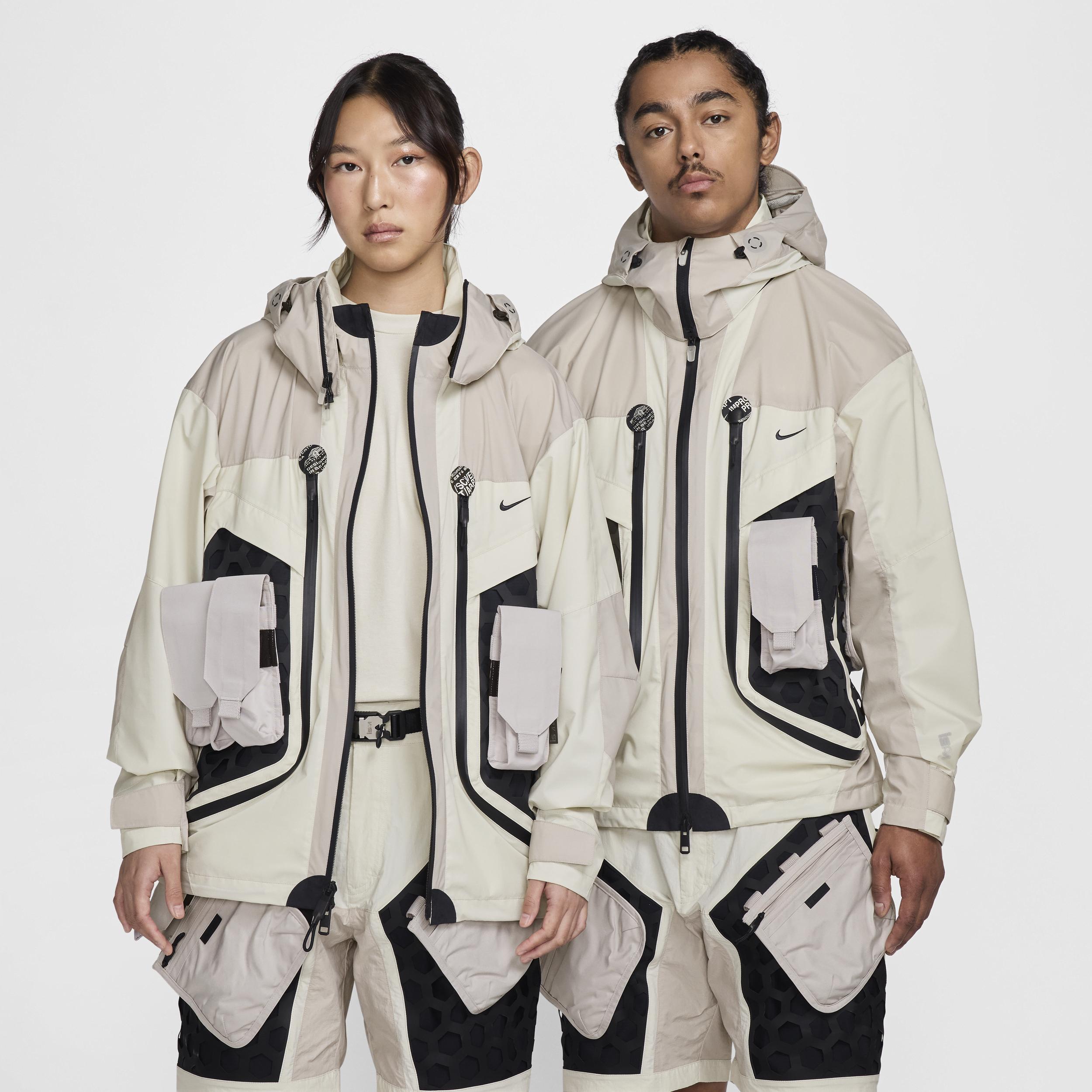 Nike Men's ISPA Butterfly Jacket by NIKE