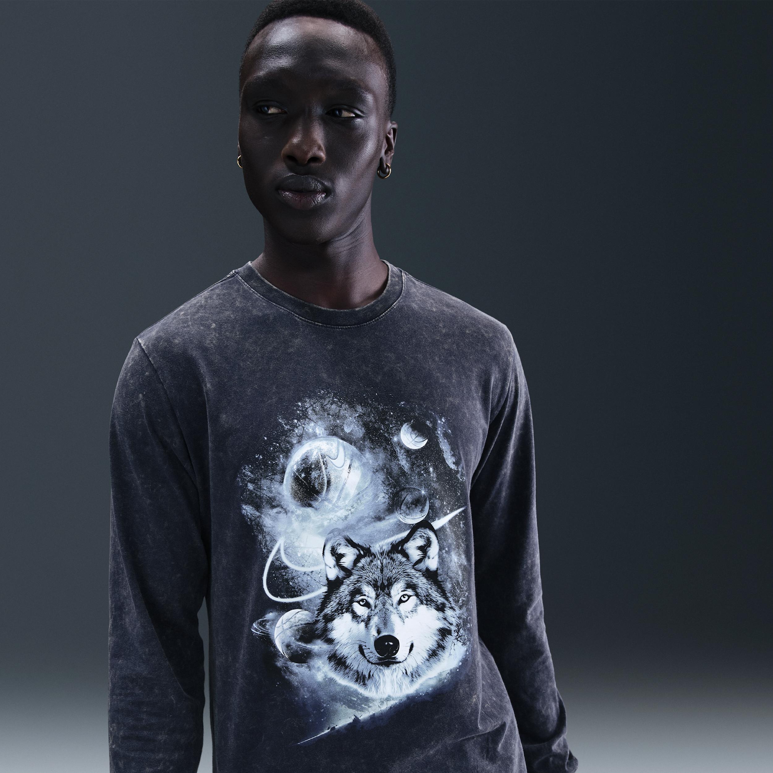 Nike Men's Long-Sleeve Basketball T-Shirt by NIKE Nike Men's Long-Sleeve Basketball T-Shirt by NIKE