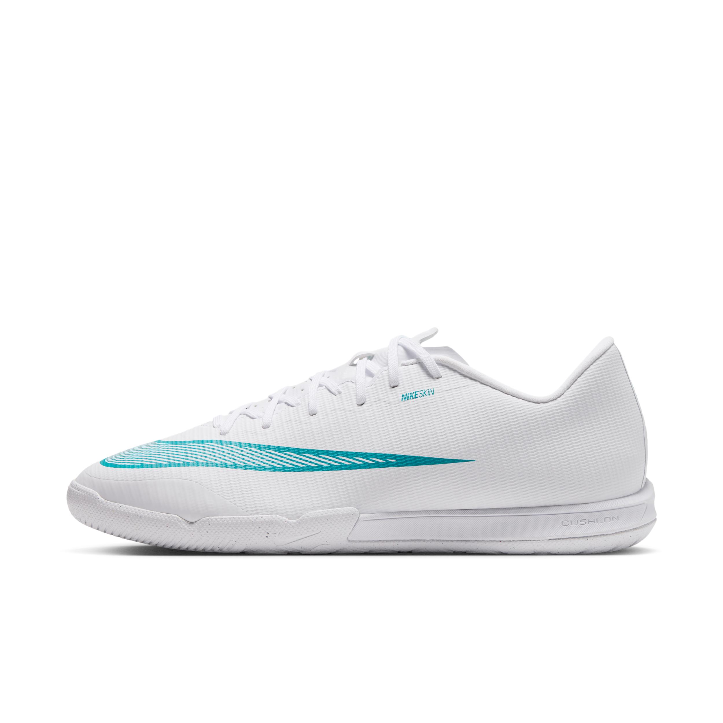 Nike Men's Mercurial Vapor 17 Academy Indoor/Court Low-Top Soccer Shoes by NIKE