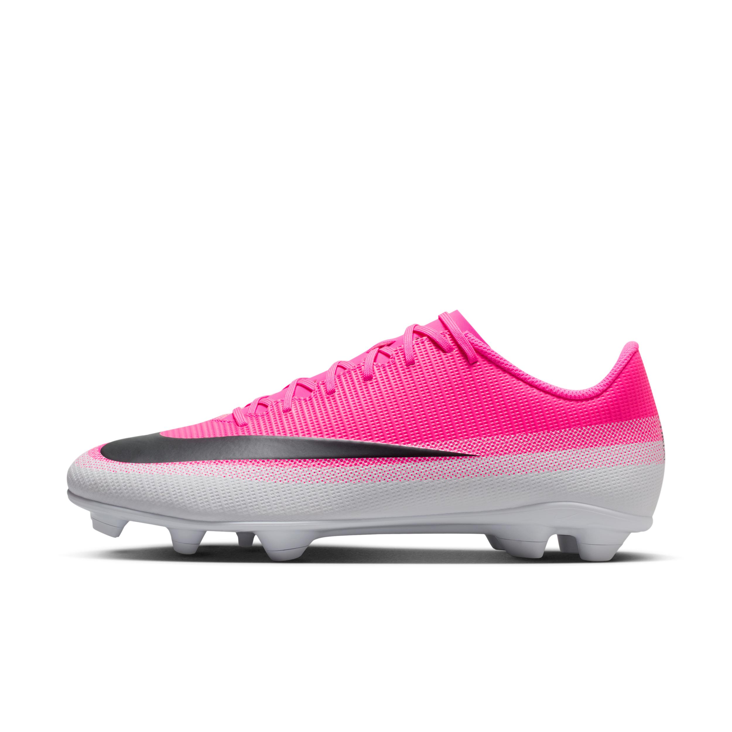 Nike Men's Mercurial Vapor 17 Club Multi-Ground Low-Top Soccer Cleats by NIKE