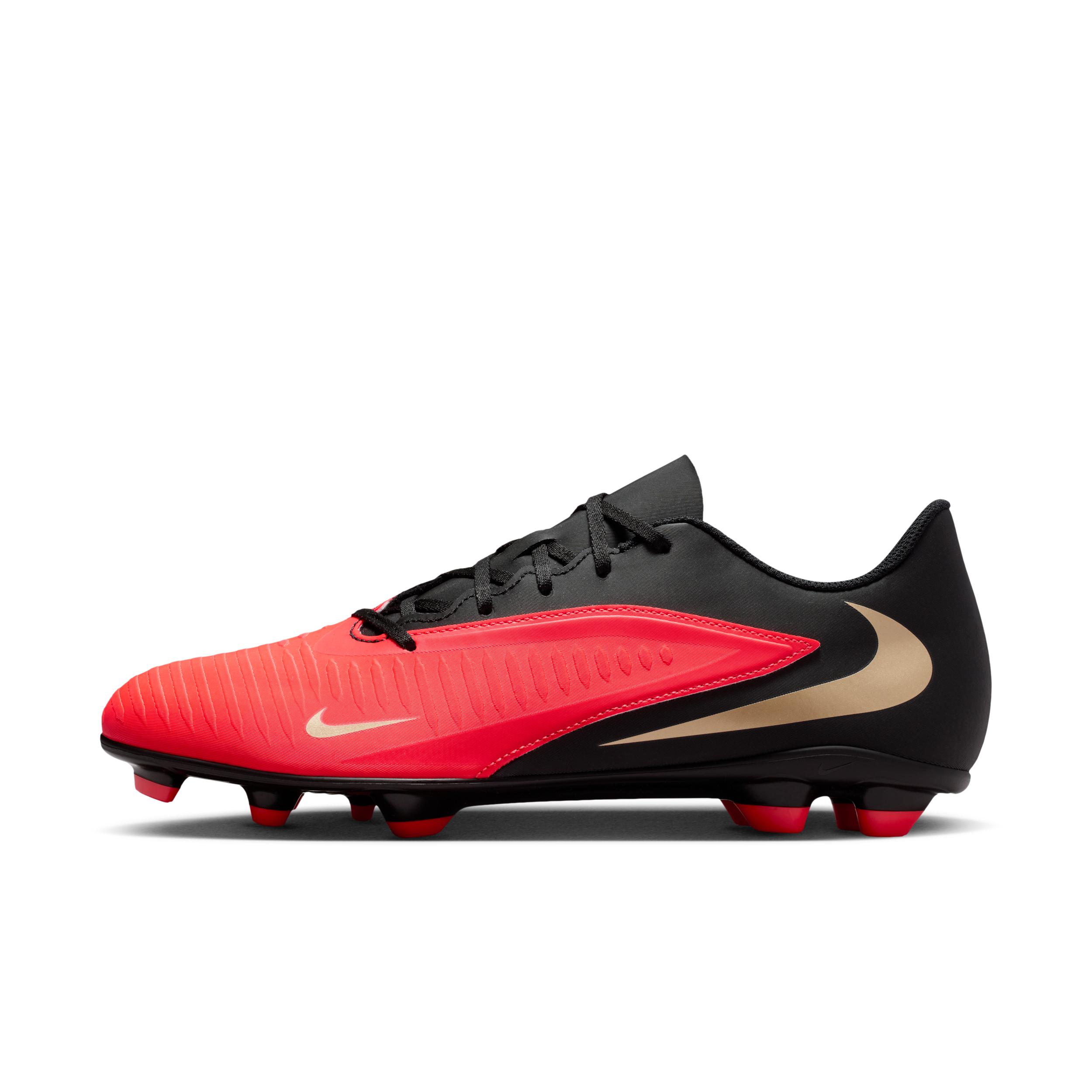 Nike Men's Phantom Low Club Multi-Ground Soccer Cleats by NIKE