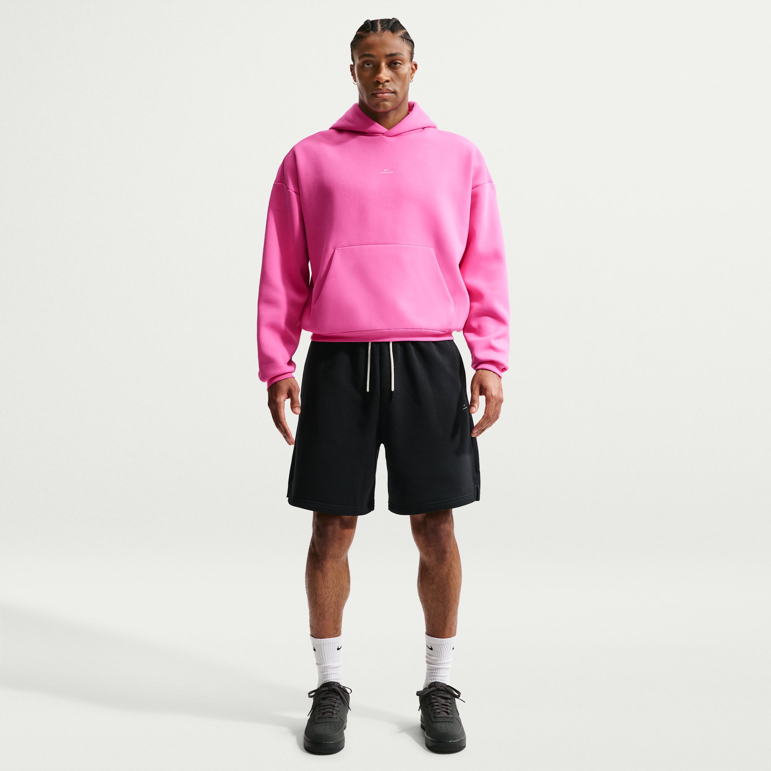 Nike Men's Standard Issue Therma-FIT 8" Brushed Fleece Basketball Shorts by NIKE