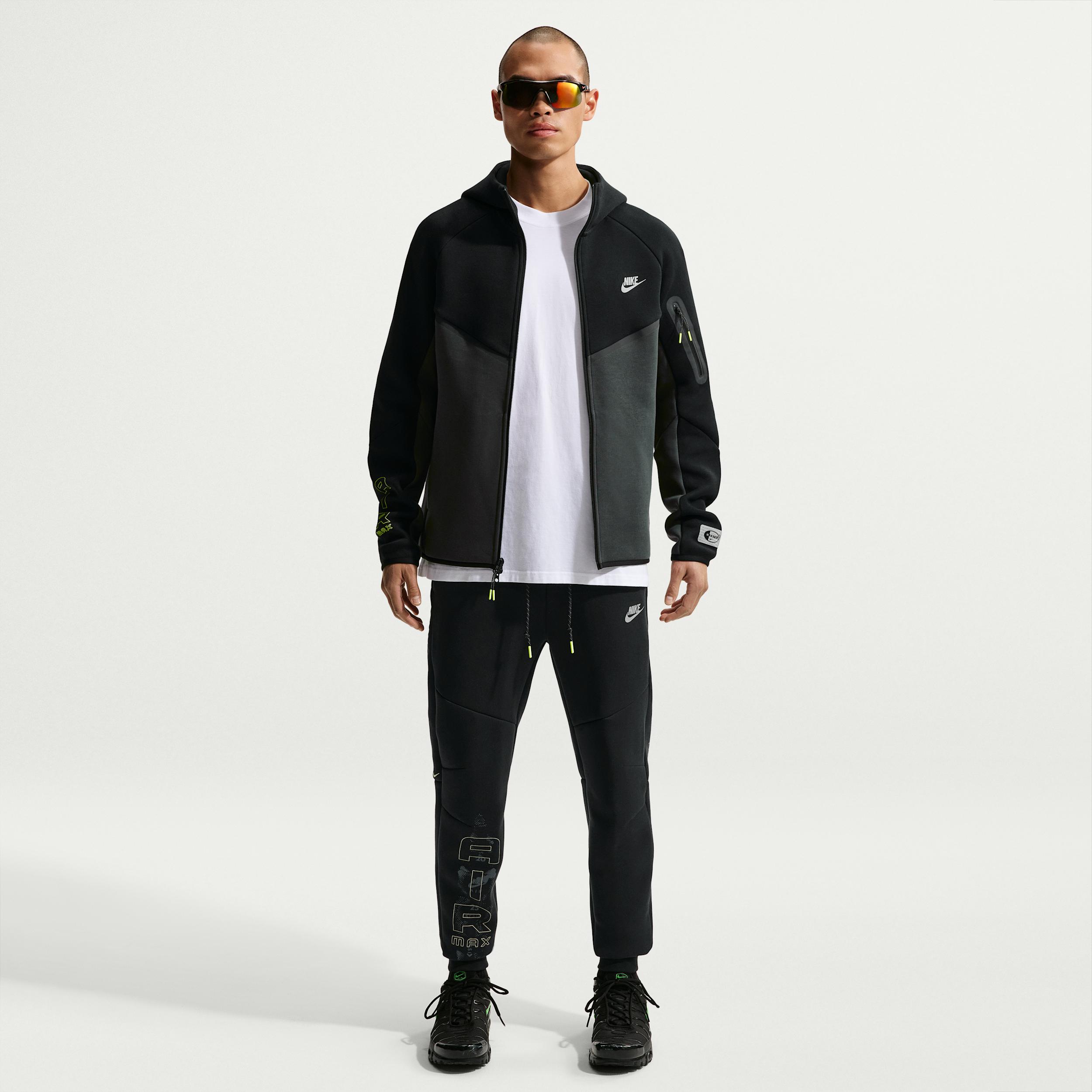Nike Men's Tech Fleece Jogger Pants by NIKE