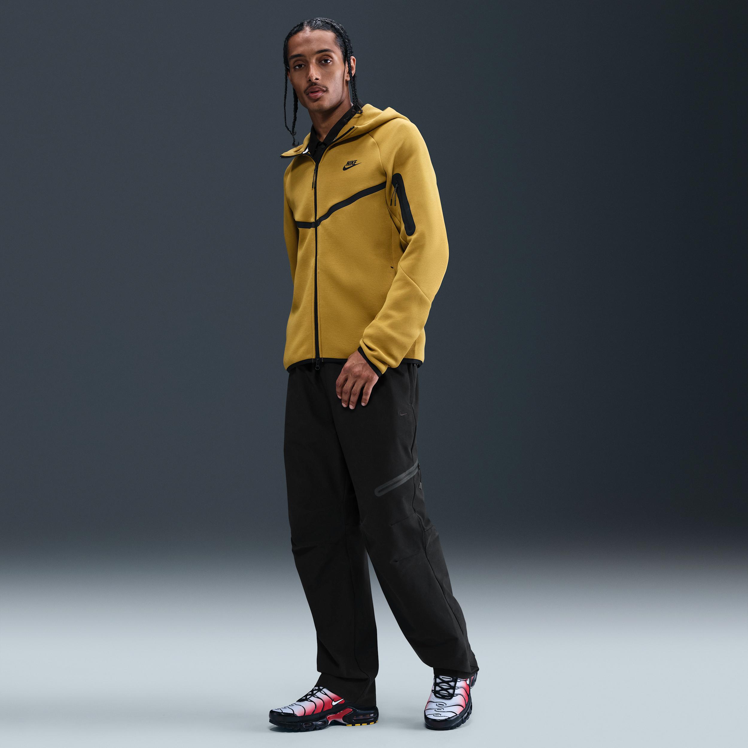 Nike Men's Tech Shori Loose Pants by NIKE