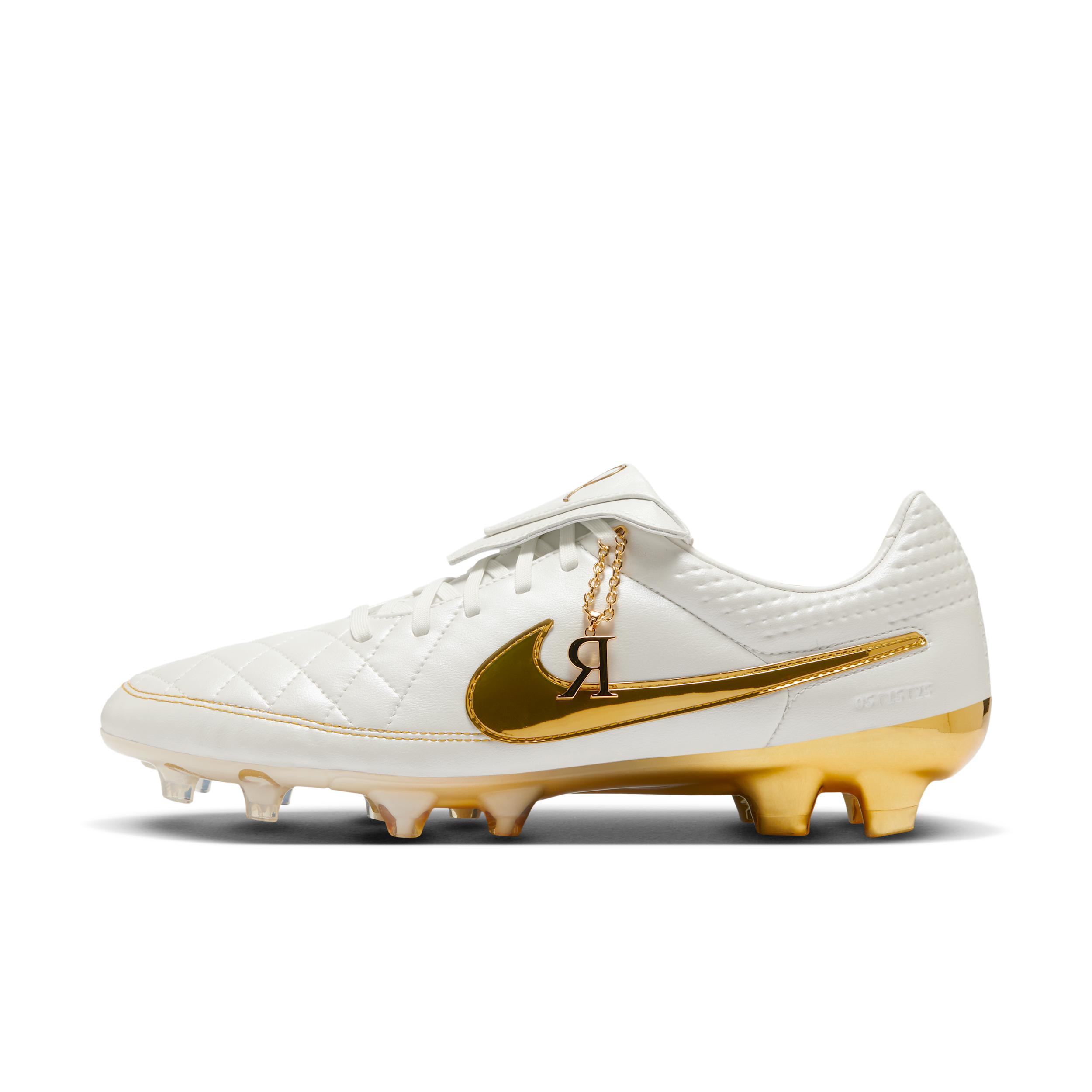 Nike Men's Tiempo Legend SE Firm-Ground Low-Top Soccer Cleats by NIKE
