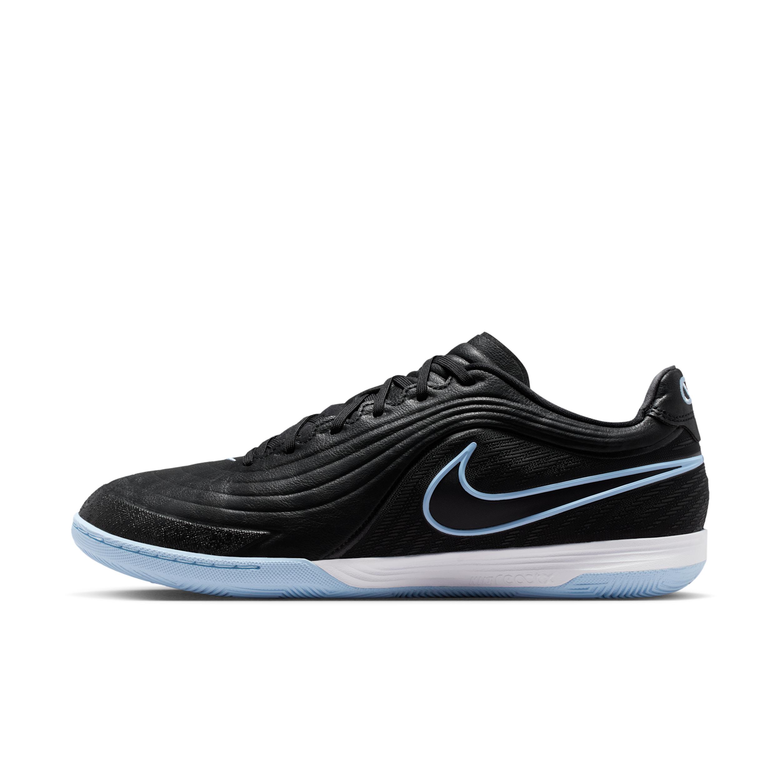 Nike Men's Tiempo Reactgato Indoor/Court Low-Top Soccer Shoes by NIKE