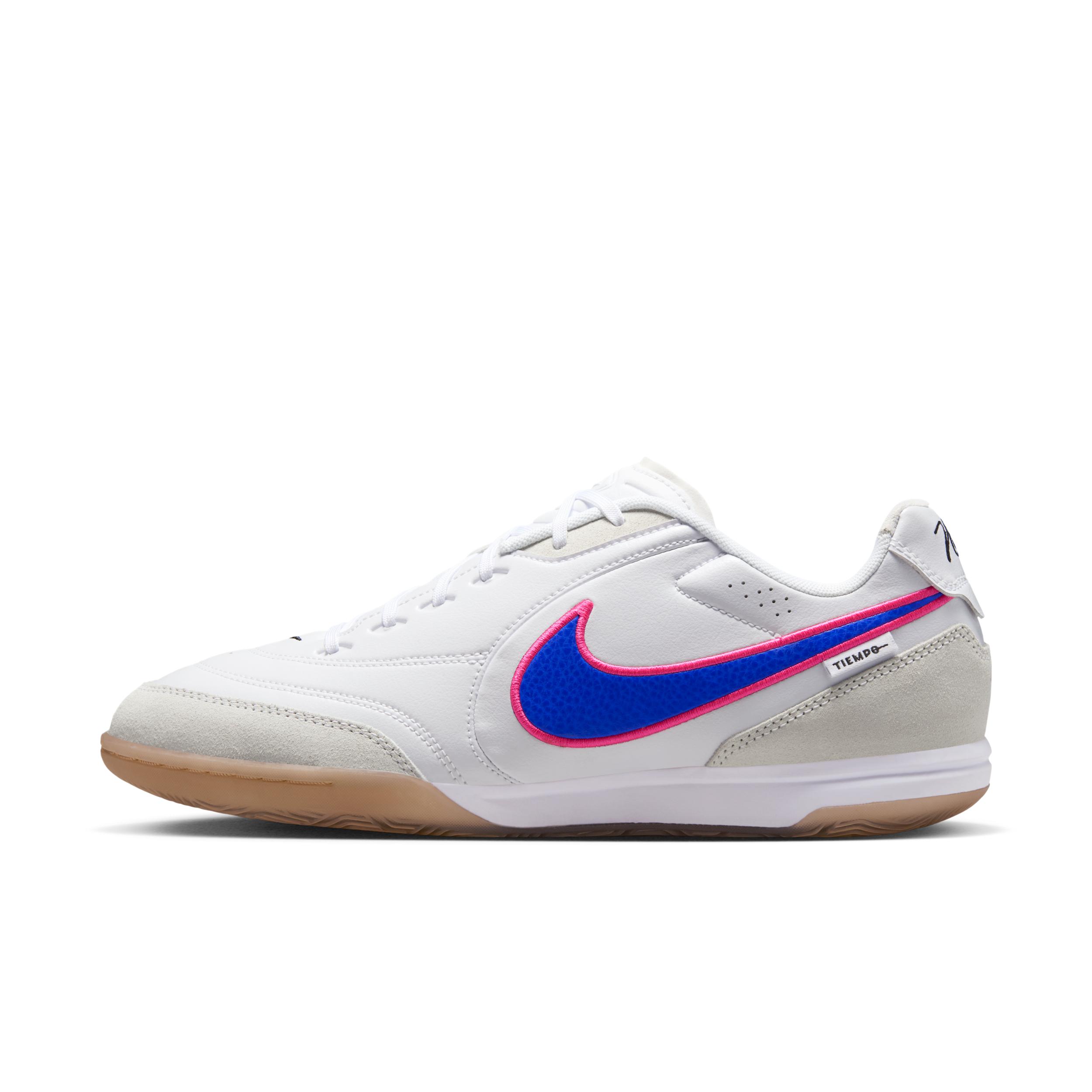 Nike Men's Tiempo Streetgato Indoor/Court Low-Top Soccer Shoes by NIKE