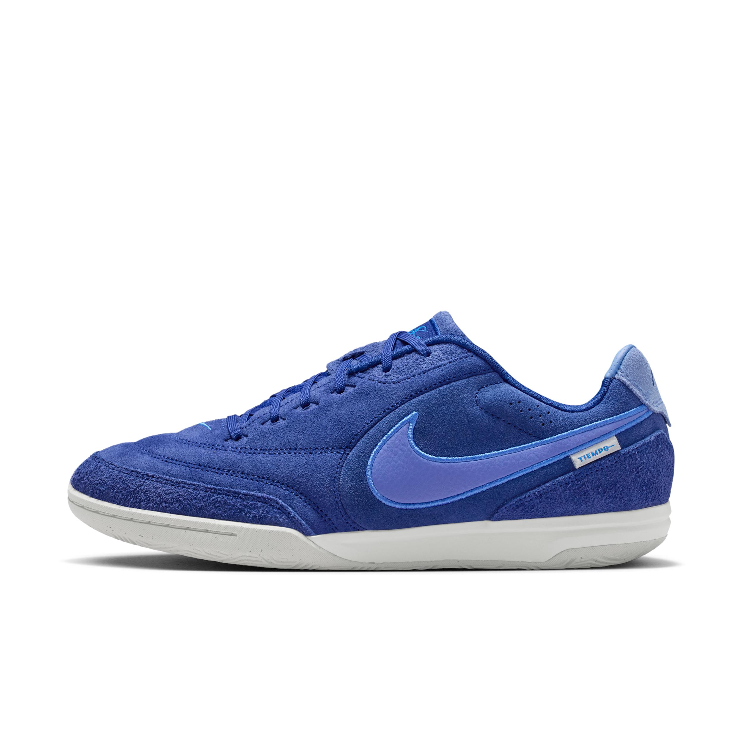 Nike Men's Tiempo Streetgato PRM Indoor/Court Low-Top Soccer Shoes by NIKE