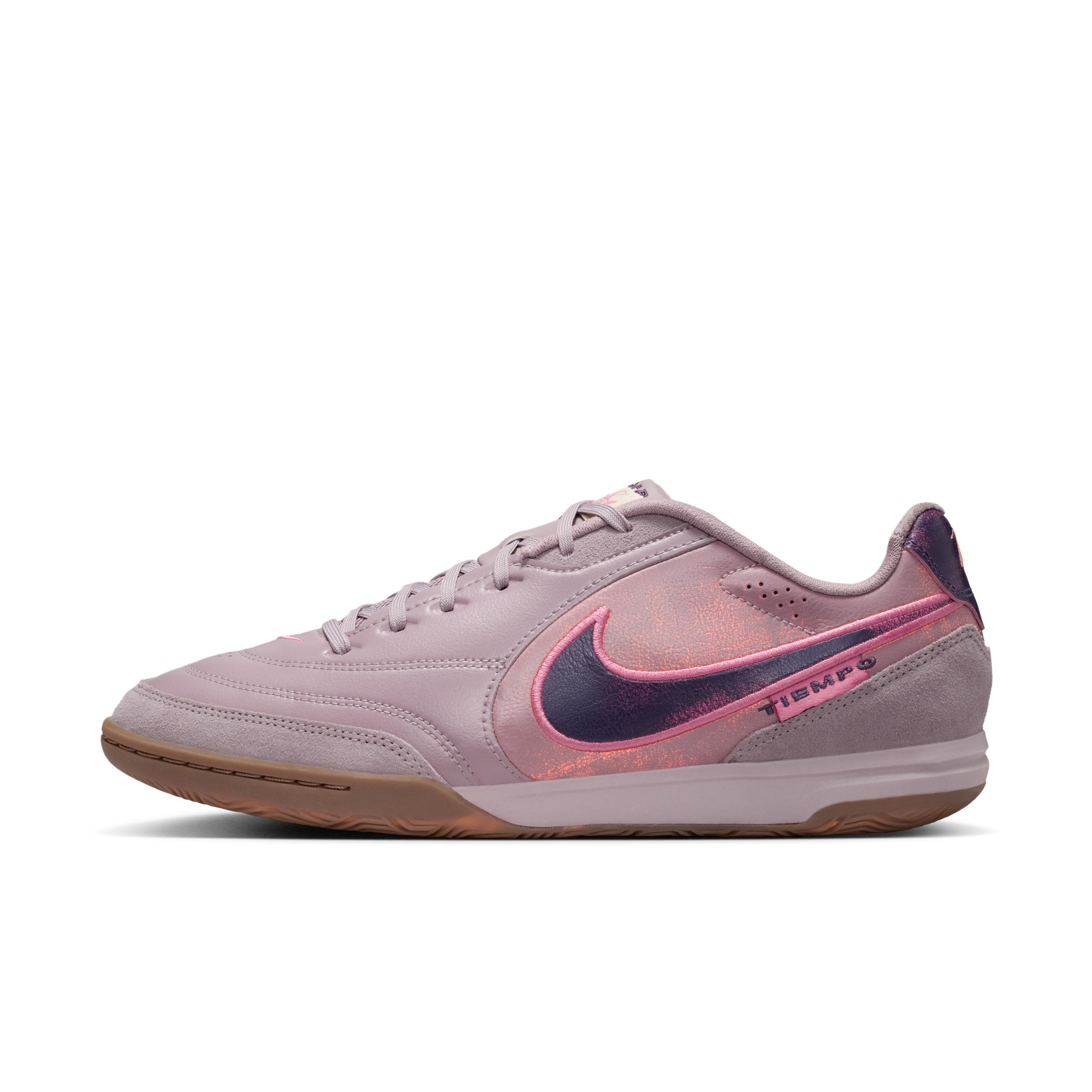 Nike Men's Tiempo Streetgato PRM Indoor/Court Low-Top Soccer Shoes by NIKE