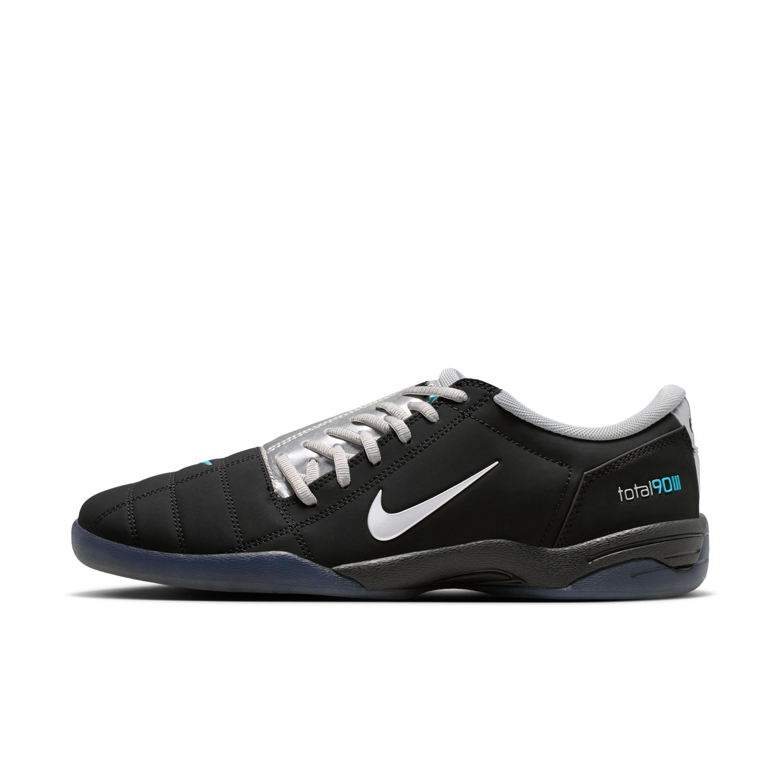 Nike Men's Total 0 Soccer Shoes by NIKE