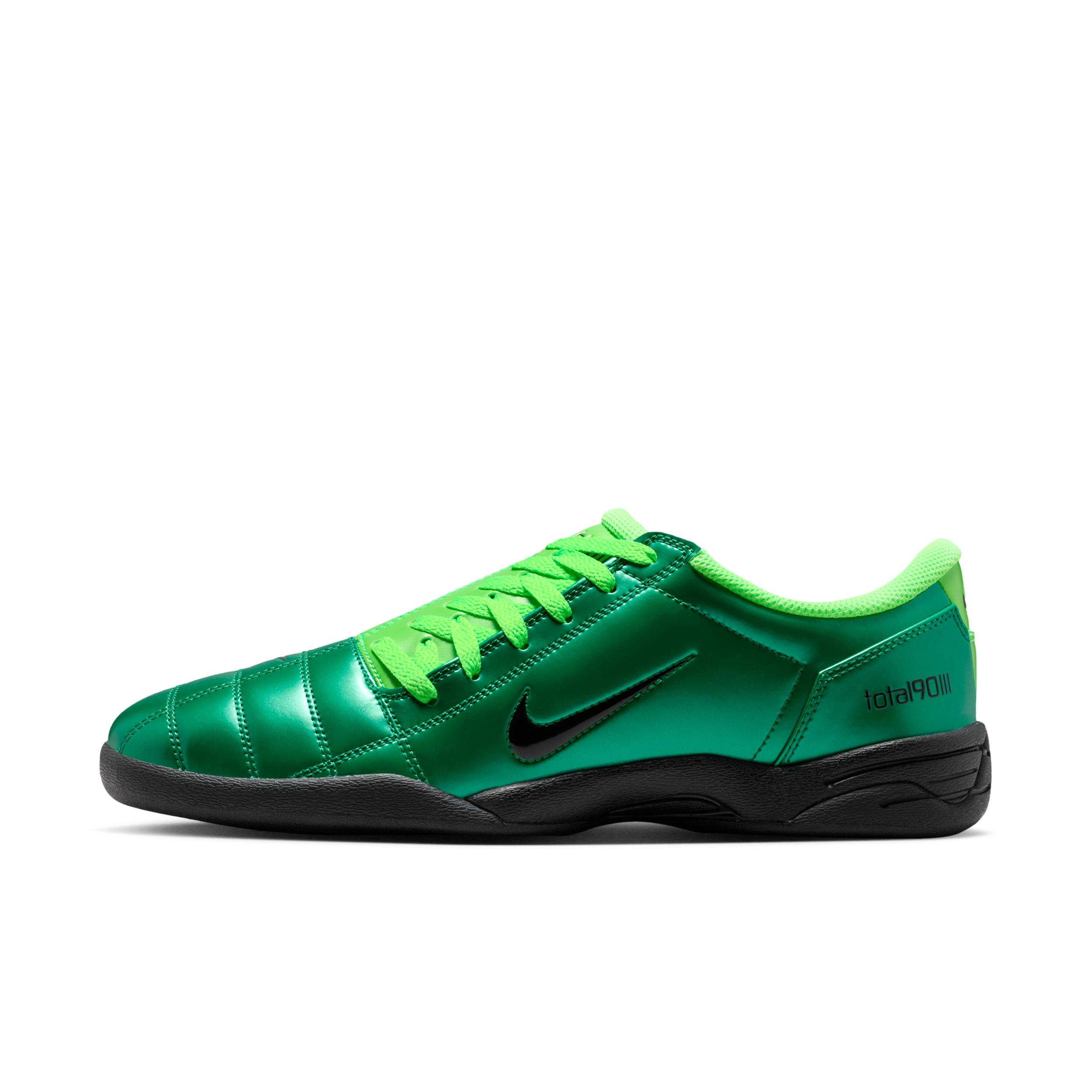 Nike Men's Total 90 Shoes by NIKE