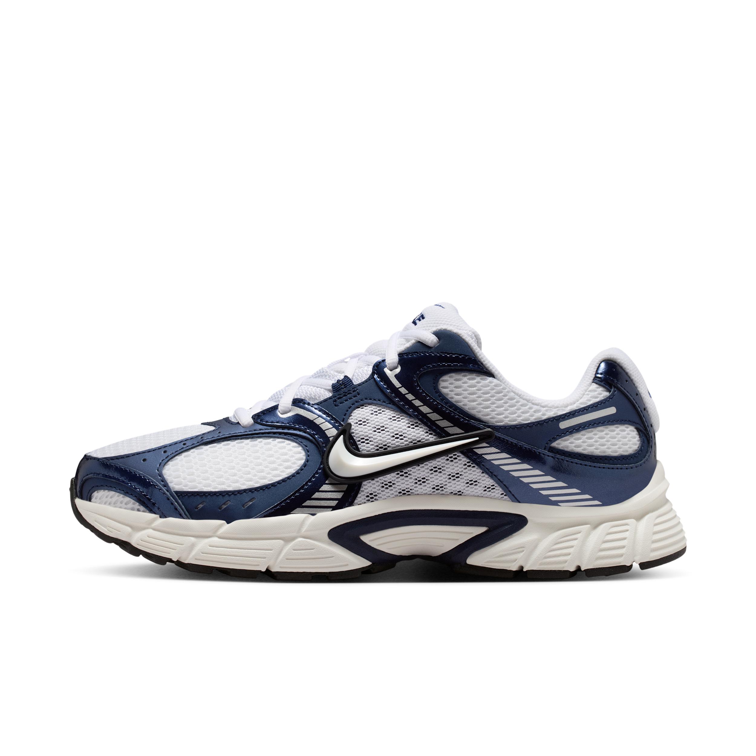 Nike Men's V5 RNR Shoes by NIKE