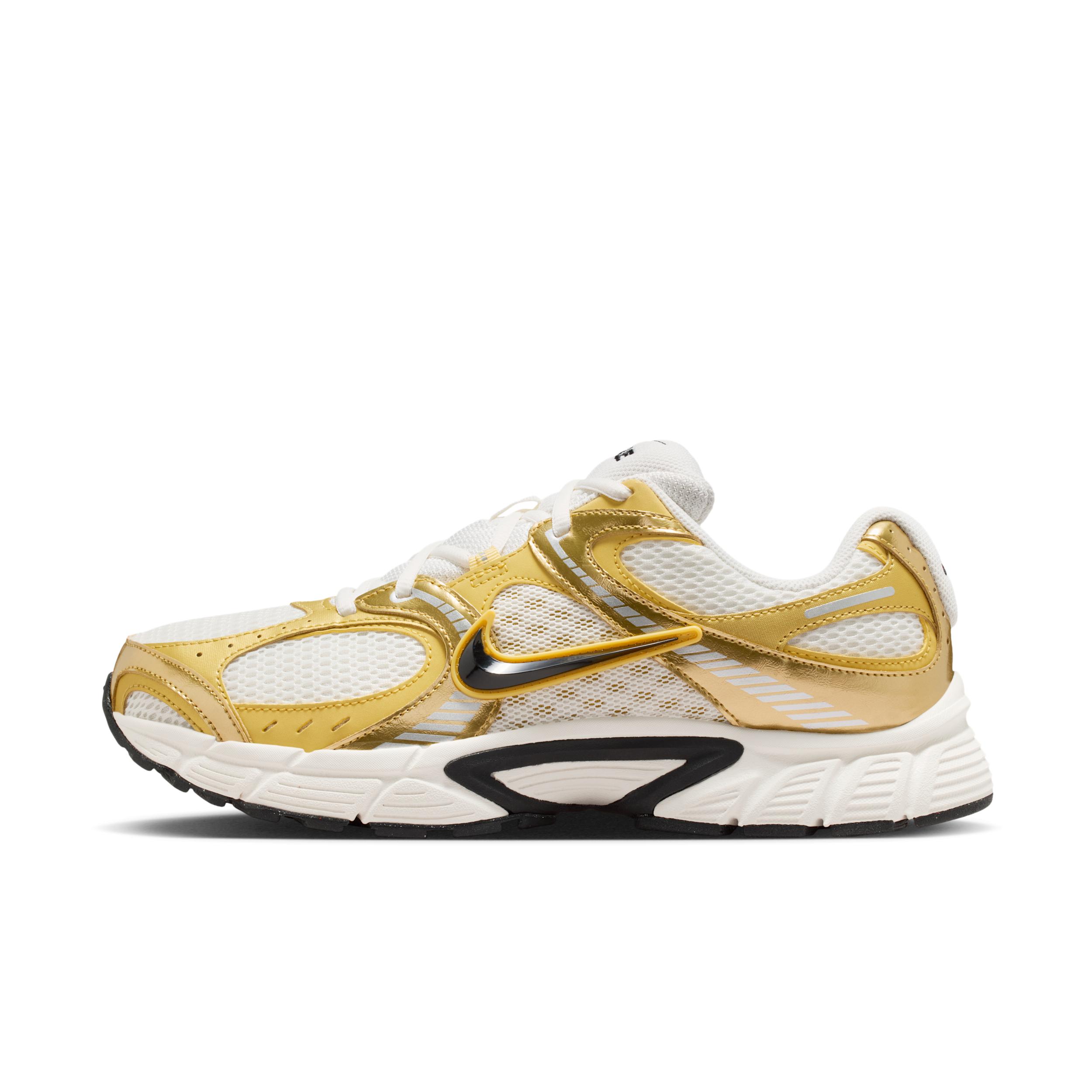 Nike Men's V5 RNR Shoes by NIKE