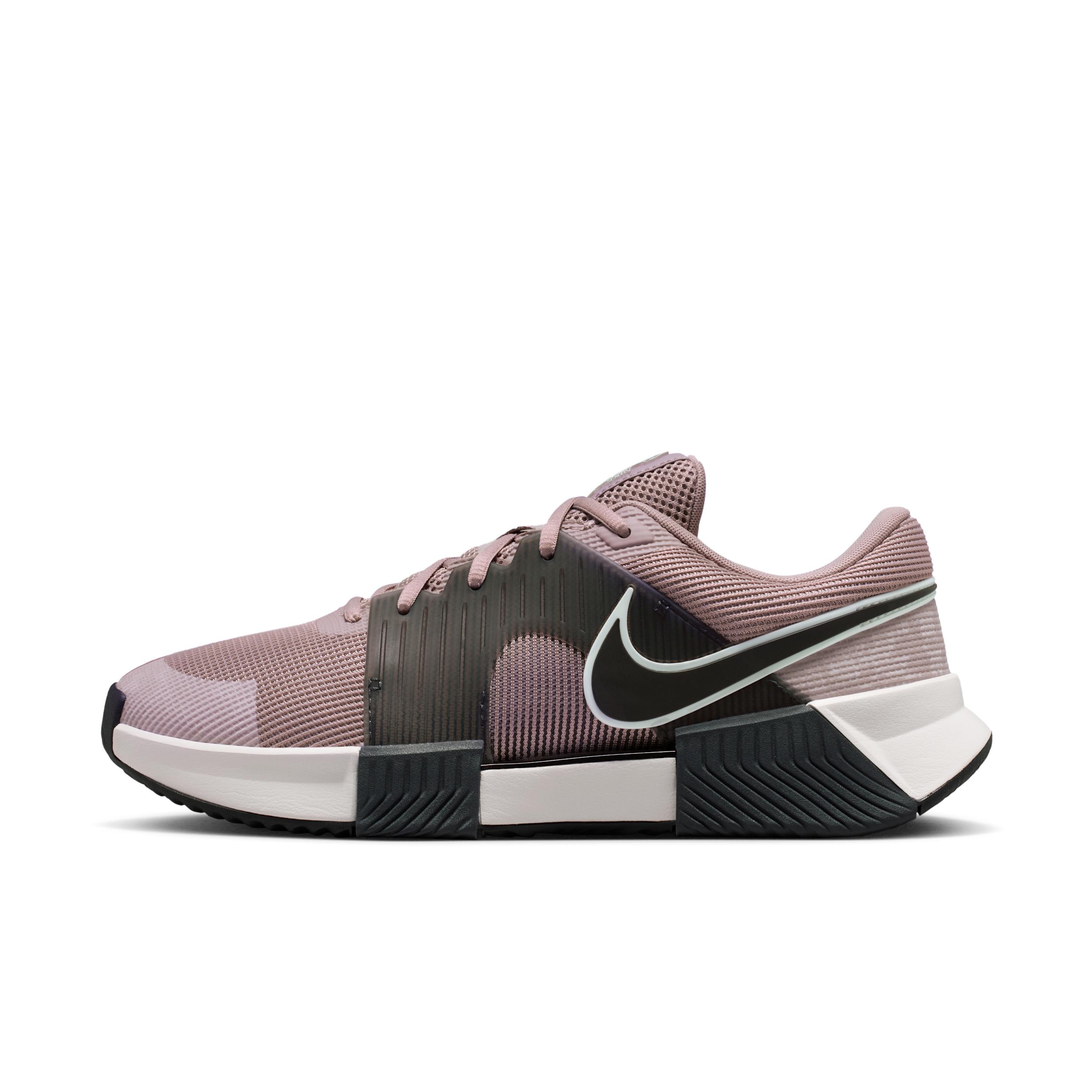 Nike Men's Zoom GP Challenge 1.5 PRM Clay Court Tennis Shoes by NIKE
