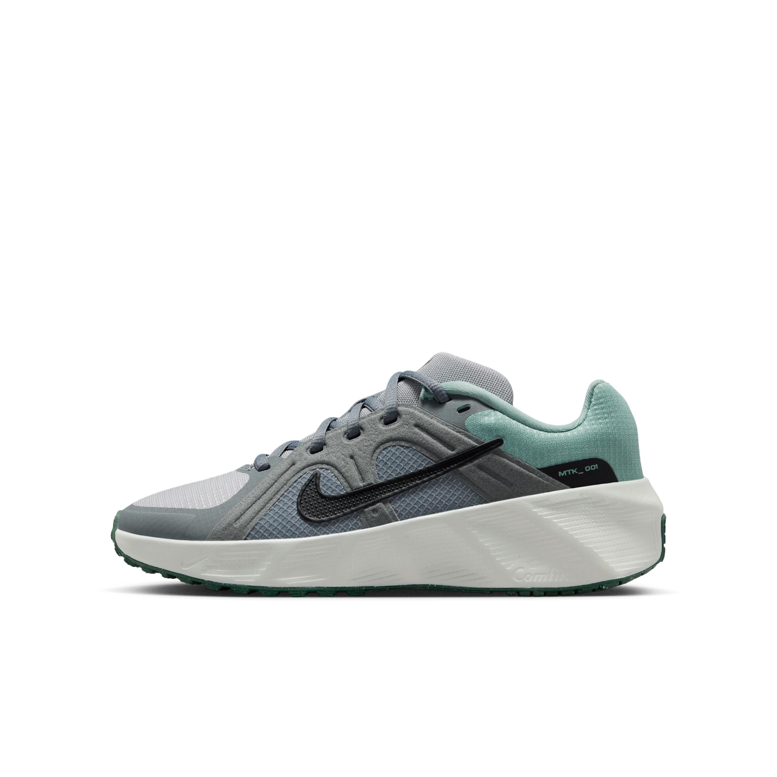 Nike Metro Tek Big Kids' Shoes by NIKE