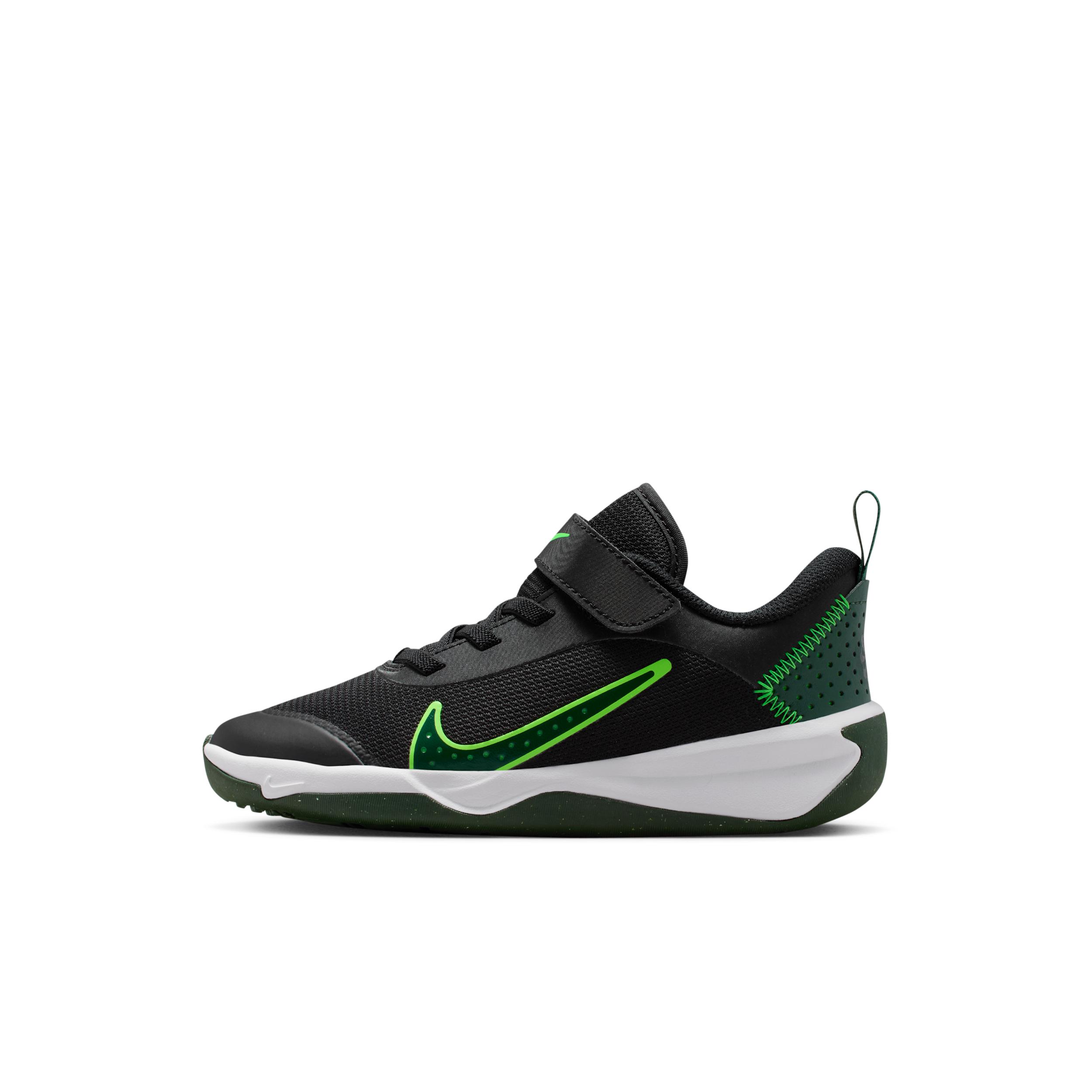 Nike Omni Multi-Court Little Kids' Shoes by NIKE