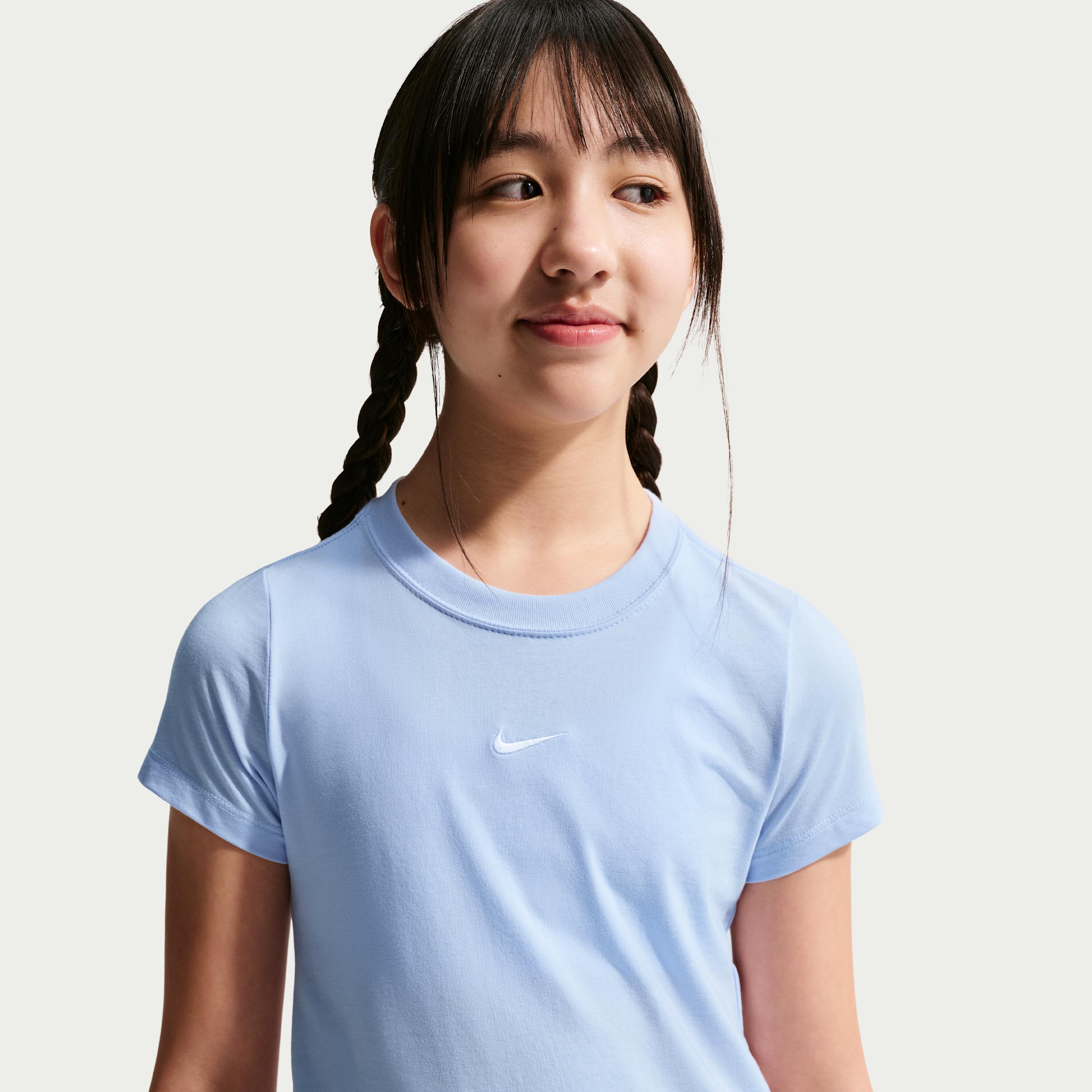 Nike Sportswear Big Kids' (Girls') Cropped T-Shirt by NIKE
