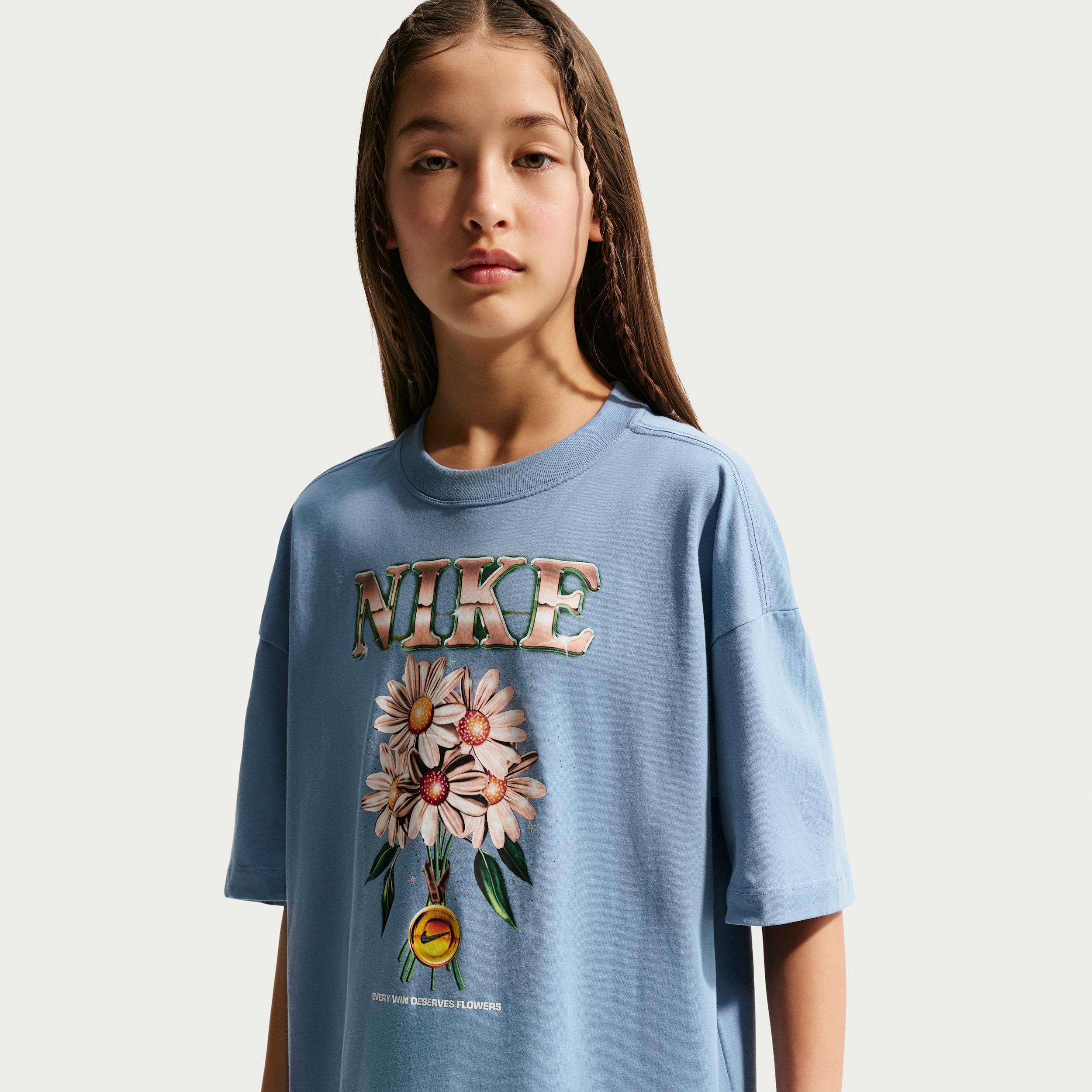 Nike Sportswear Big Kids' (Girls') Oversized T-Shirt by NIKE