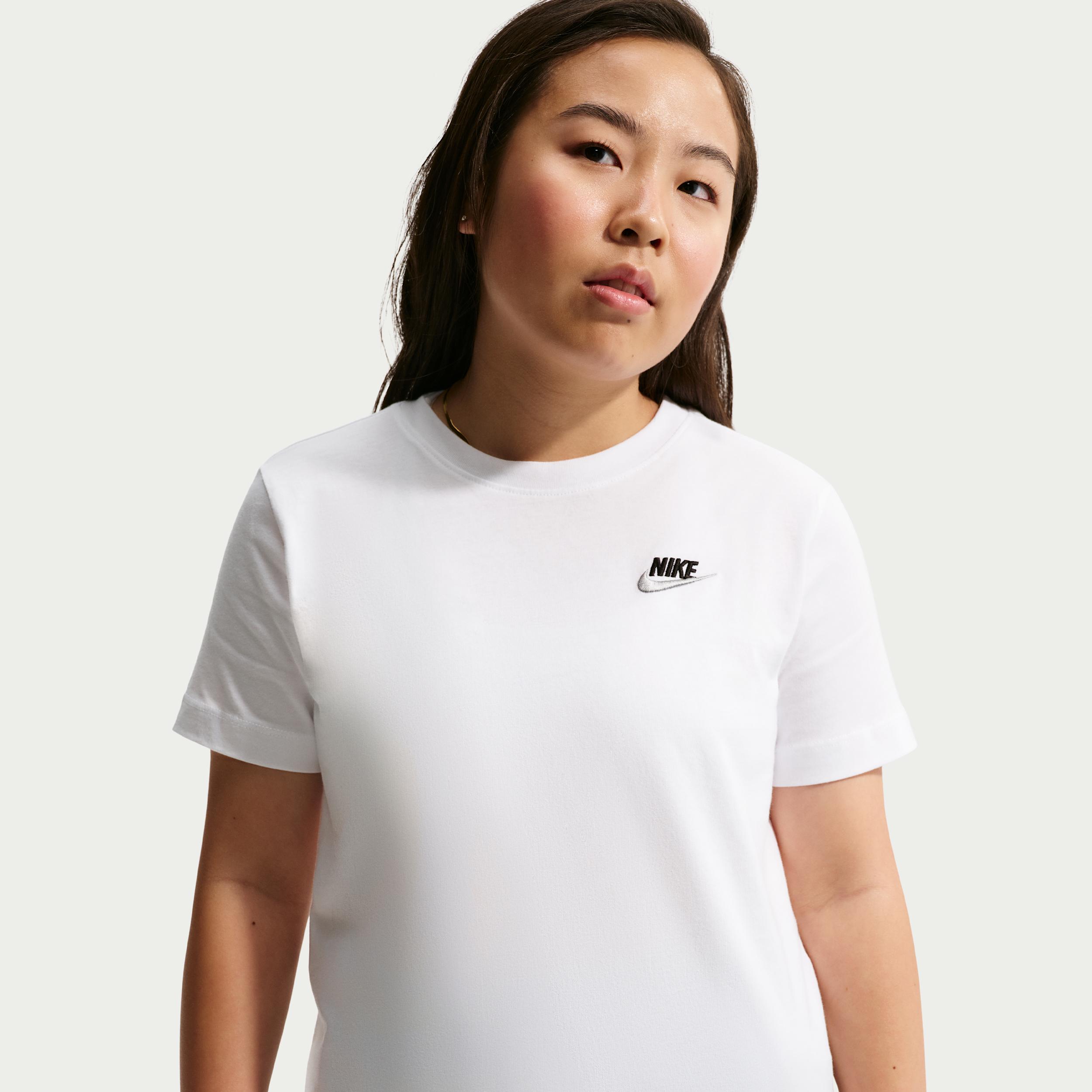 Nike Sportswear Big Kids' T-Shirt (Extended Size) by NIKE