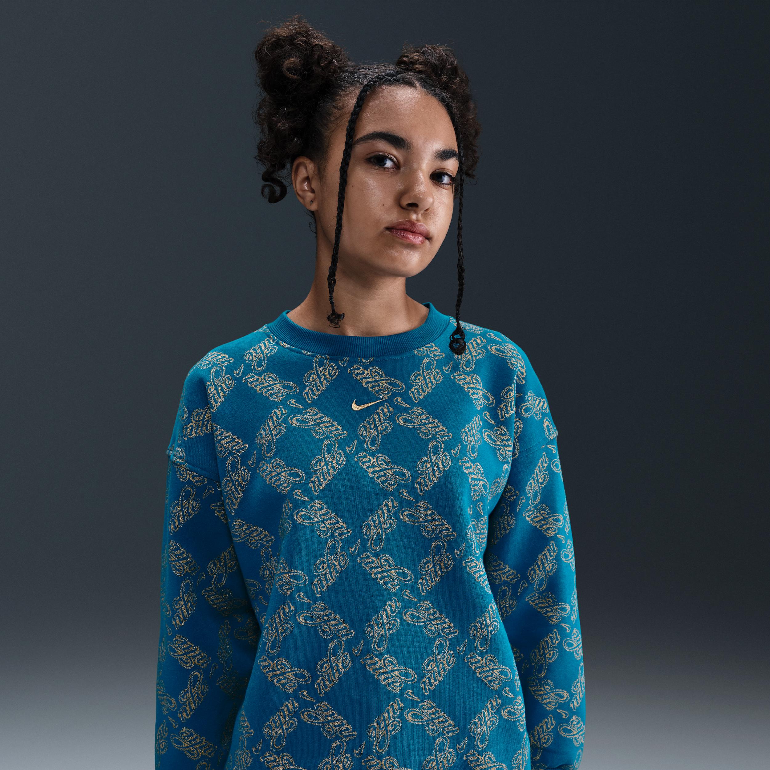 Nike Sportswear Club Fleece Big Kids' (Girls') Oversized Printed Crewneck Sweatshirt by NIKE