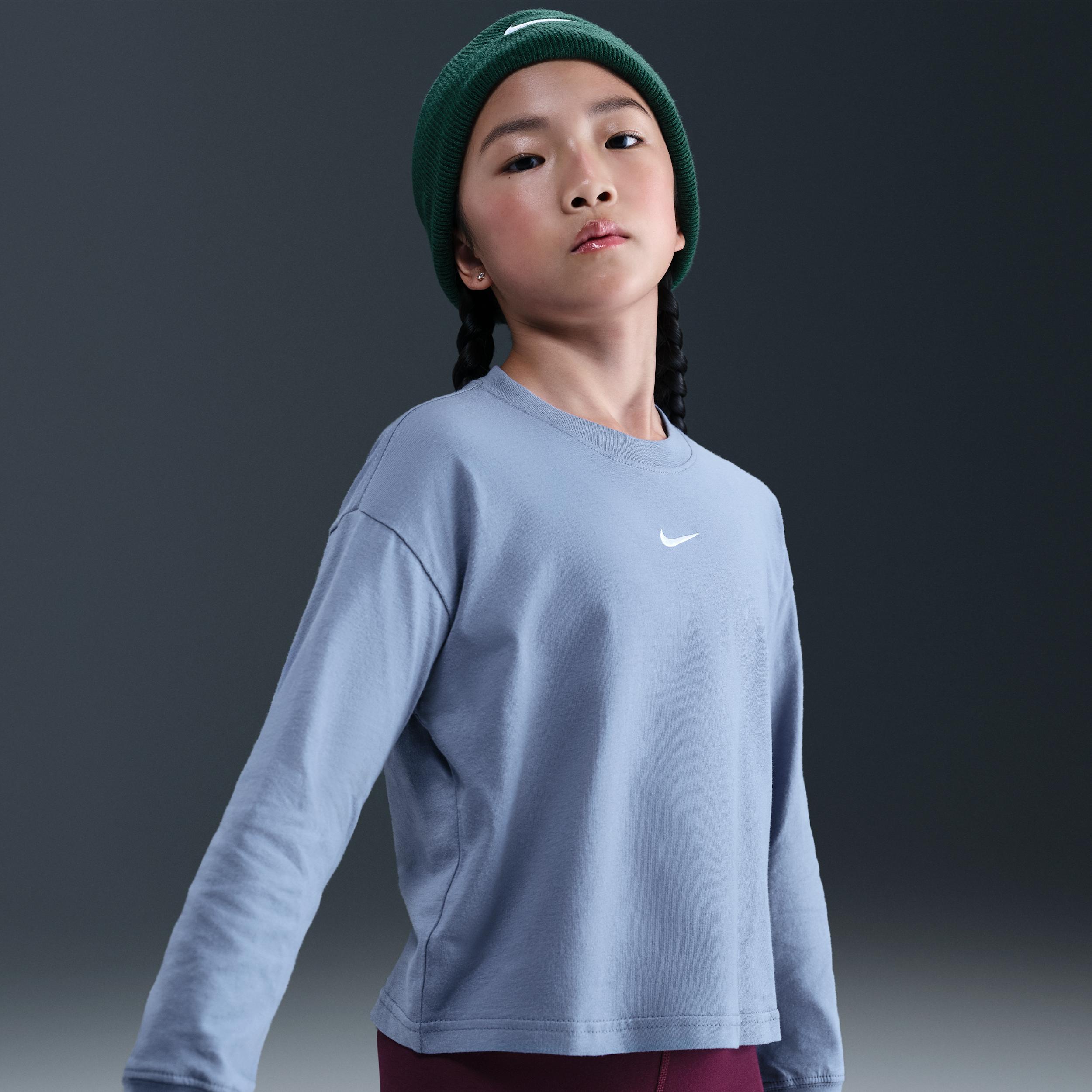 Nike Sportswear Essential Big Kids' (Girls') Long-Sleeve T-Shirt by NIKE