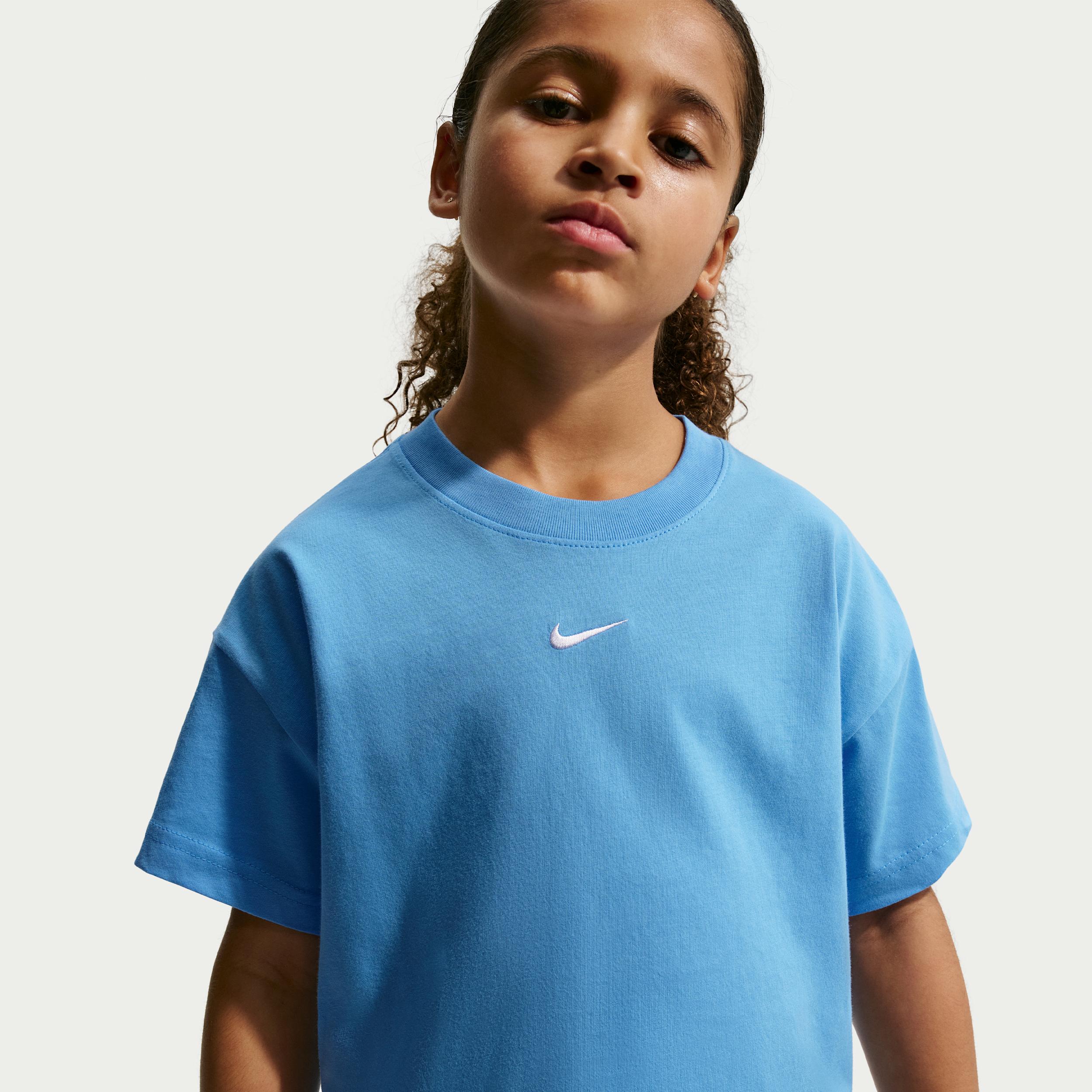 Nike Sportswear Essential Big Kids' (Girls') T-Shirt by NIKE