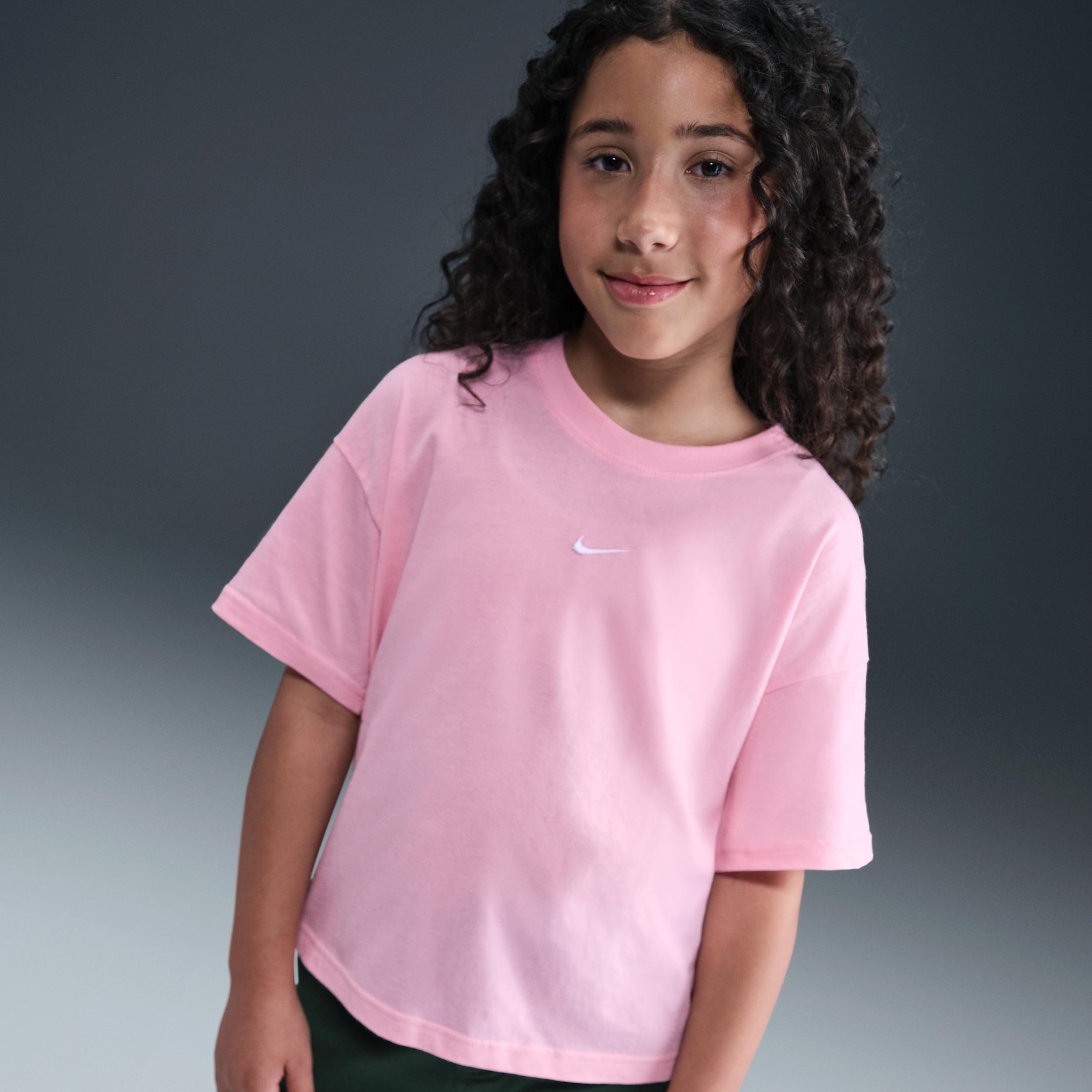 Nike Sportswear Essential Big Kids' (Girls') T-Shirt by NIKE