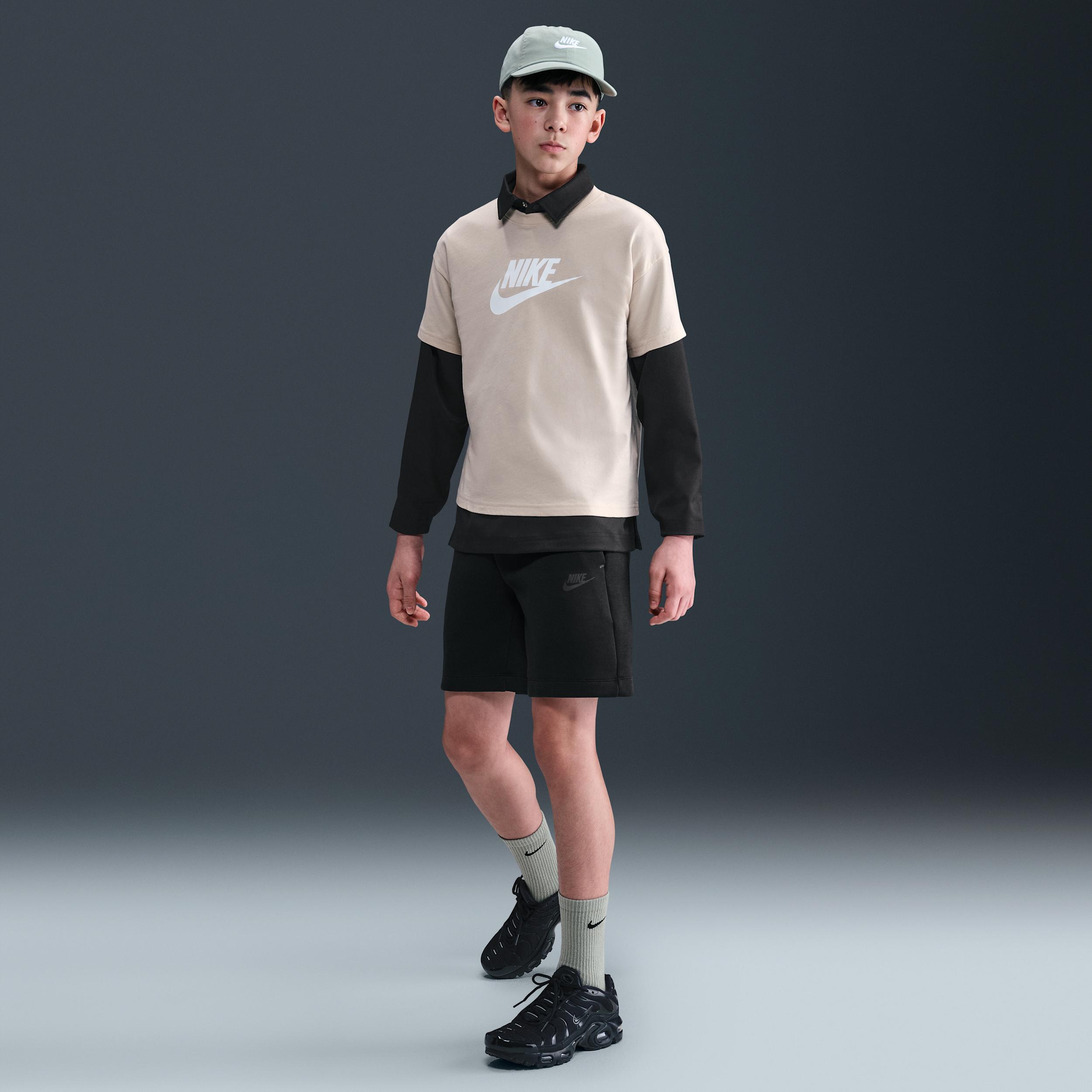 Nike Sportswear Tech Fleece Big Kids' (Boys') Shorts by NIKE