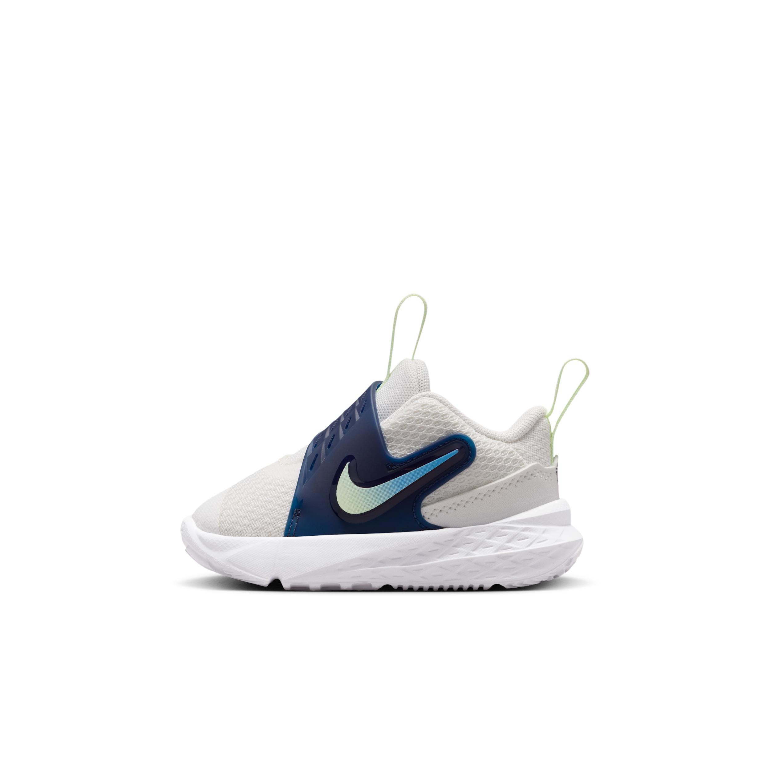 Nike Team Hustle D 12 Baby/Toddler Shoes by NIKE