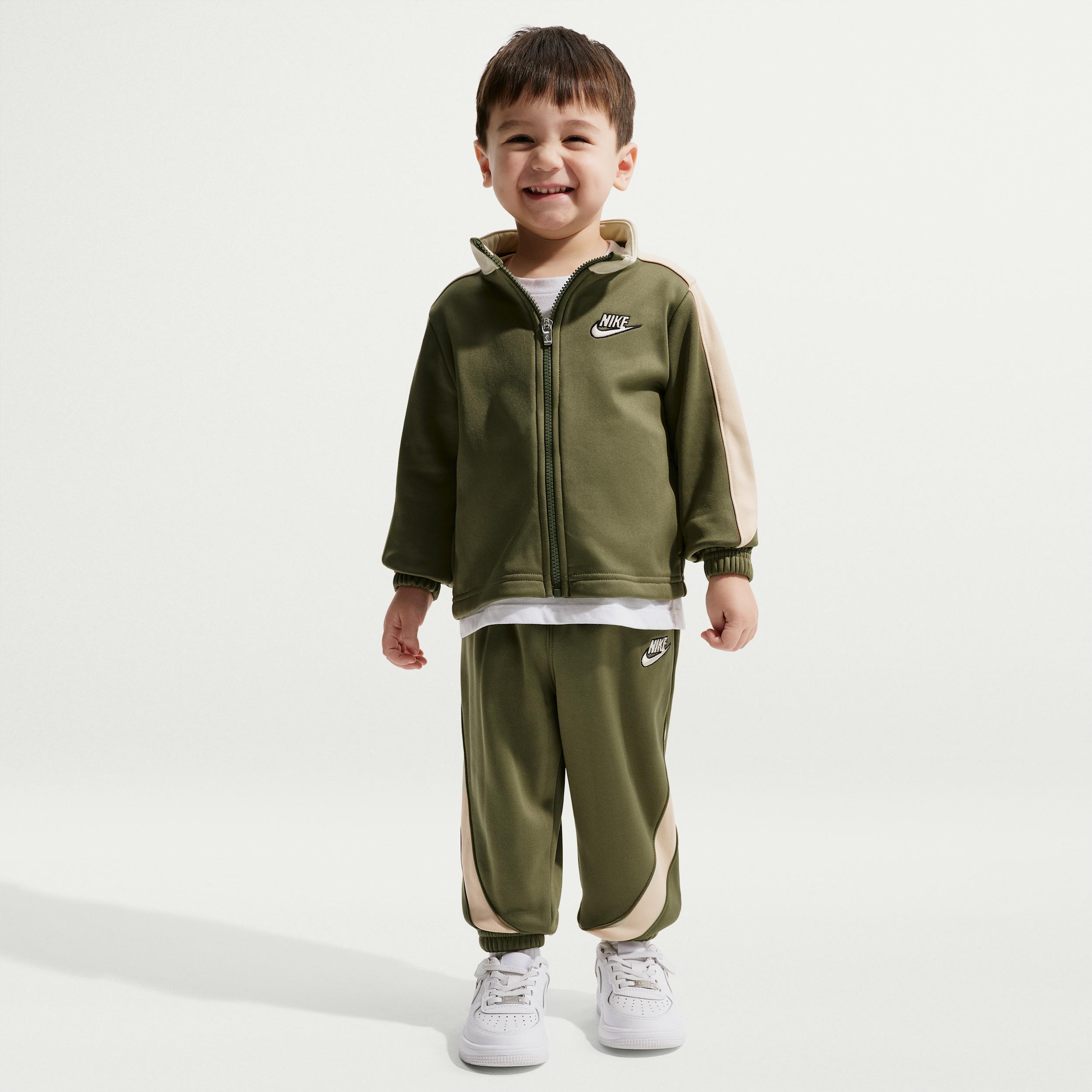 Nike Toddler 2-Piece Propus Colorblocked Set by NIKE