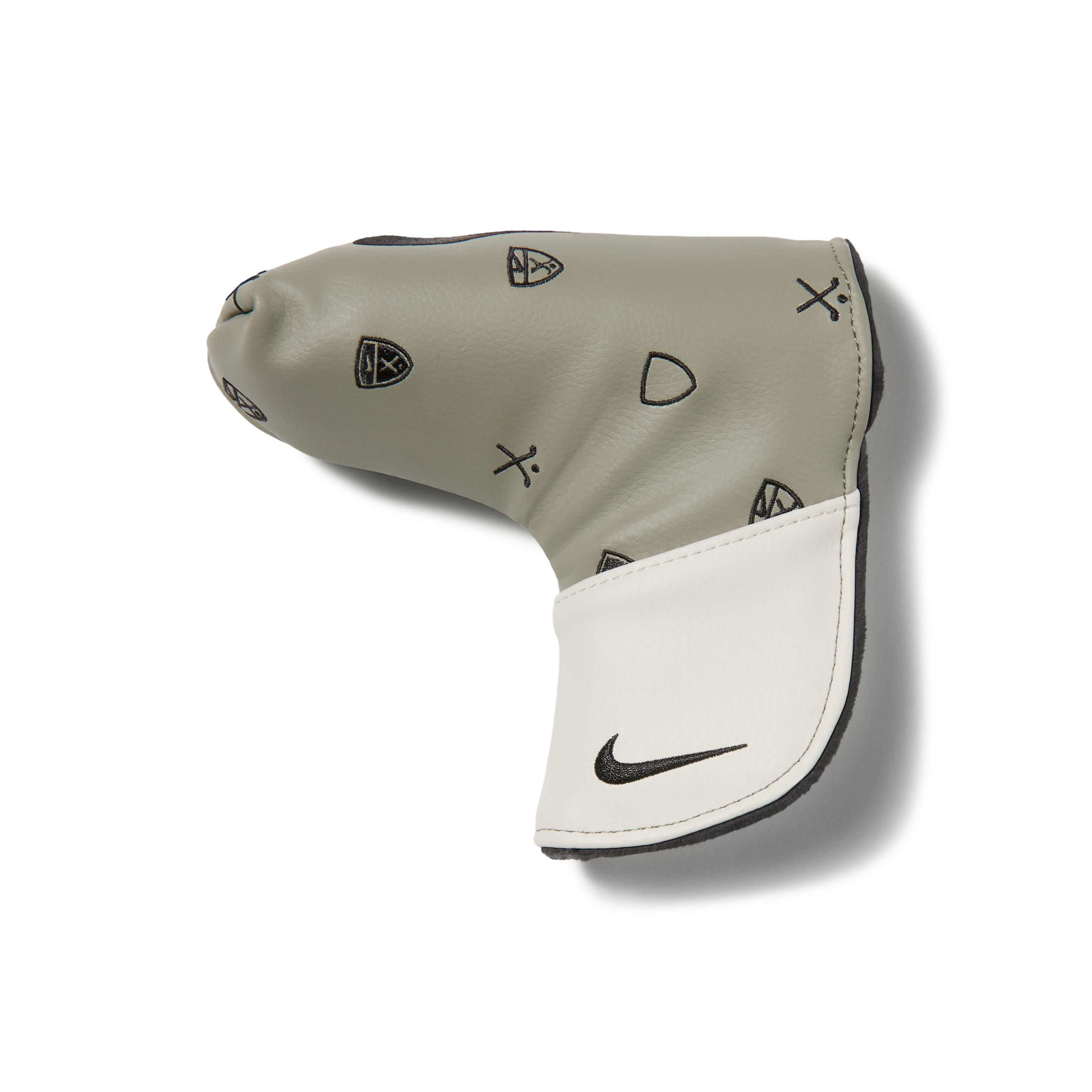 Nike Tour Golf Blade Putter Headcover by NIKE