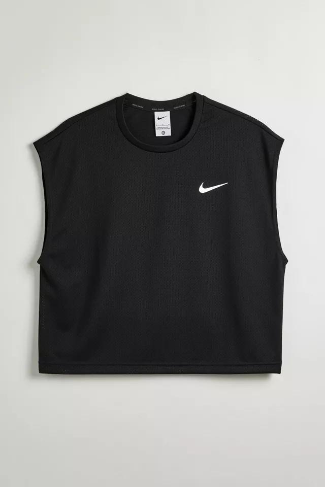 Nike UO Exclusive Crop Swim Shirt by NIKE Nike UO Exclusive Crop Swim Shirt by NIKE