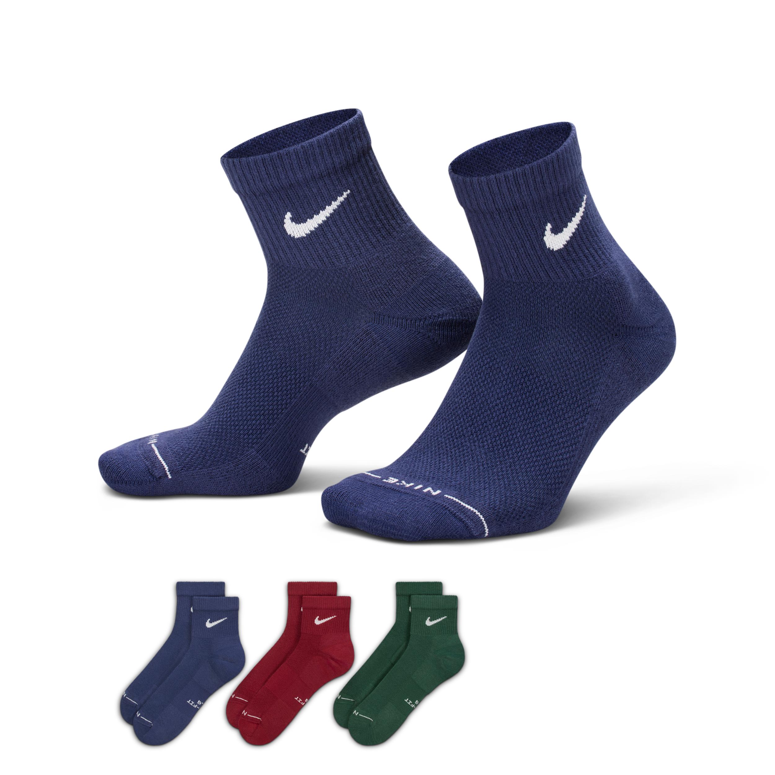 Nike Unisex Everyday Elevated Ankle Socks (3 Pairs) by NIKE