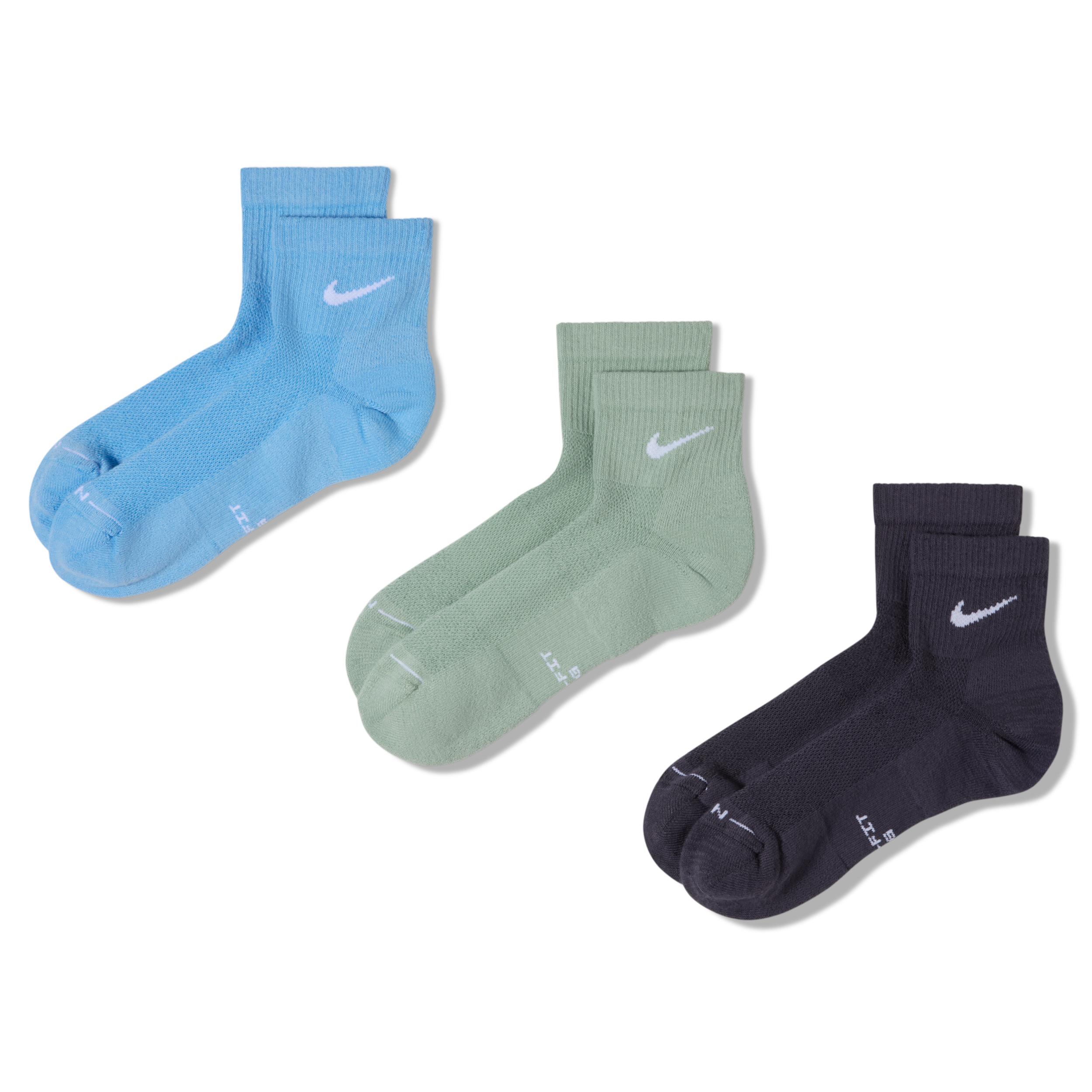 Nike Unisex Everyday Elevated Ankle Socks (3 Pairs) by NIKE