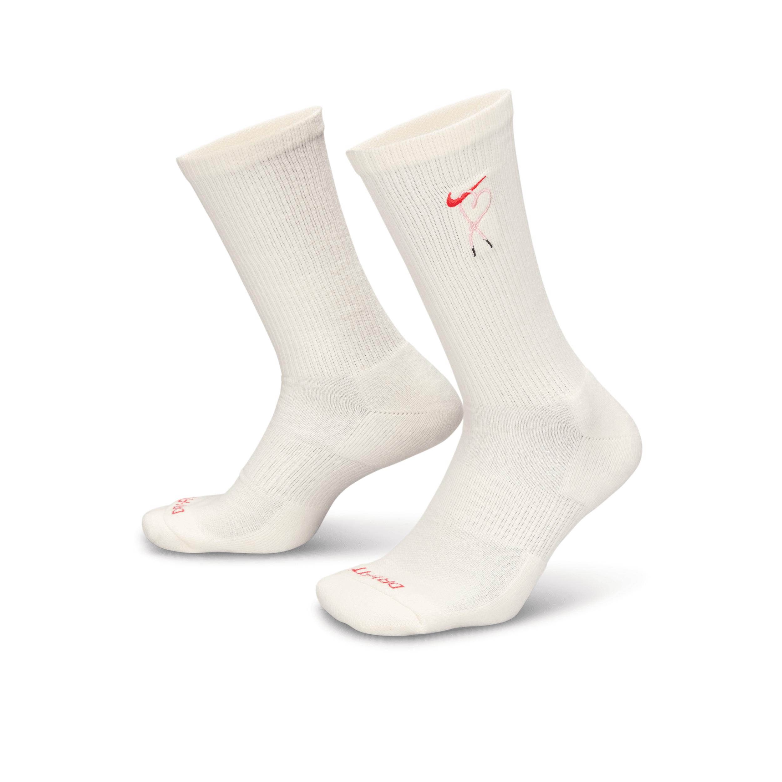 Nike Unisex Everyday Plus Cushioned Crew Socks (1 Pair) by NIKE