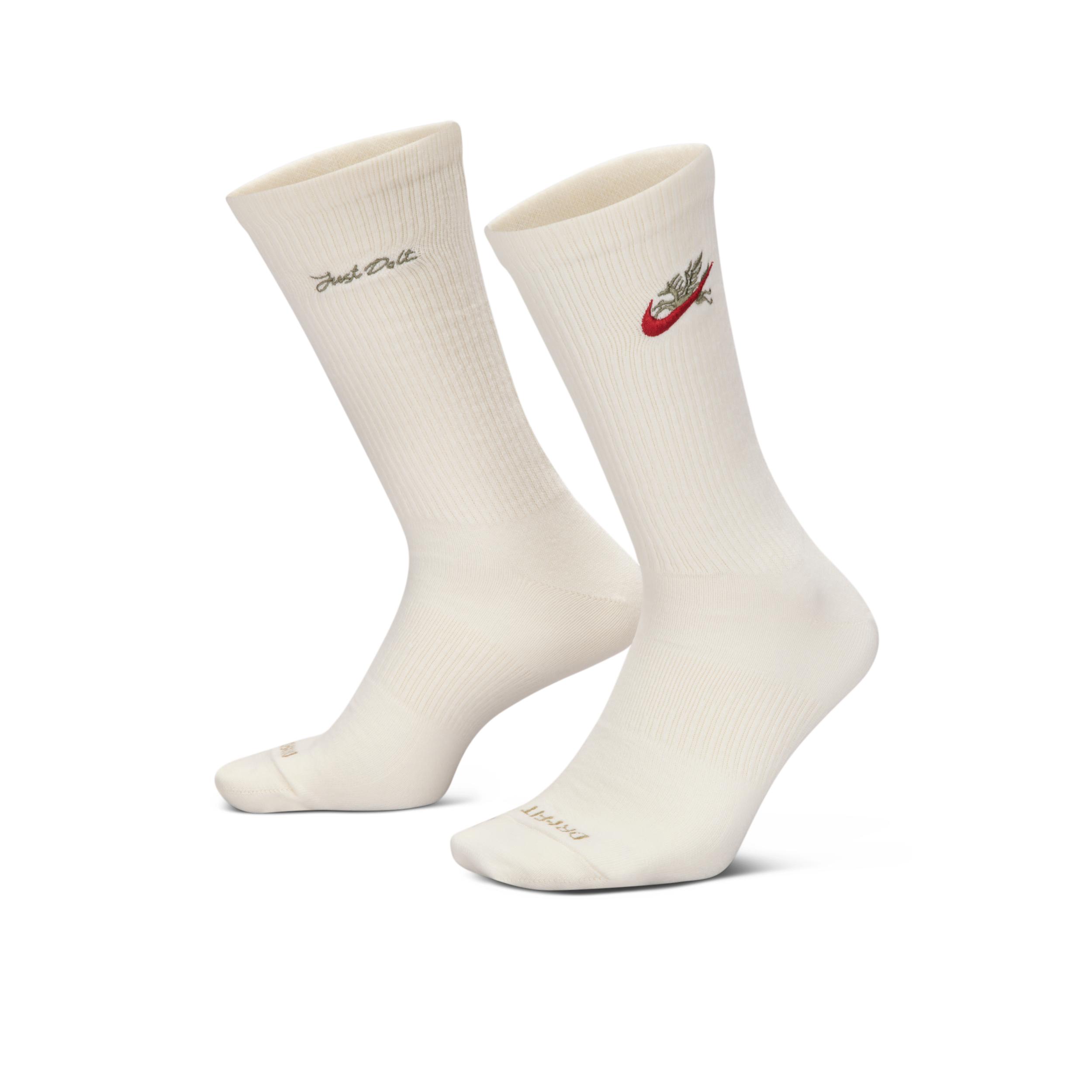Nike Unisex Everyday Plus Lightweight Crew Socks (1 Pair) by NIKE