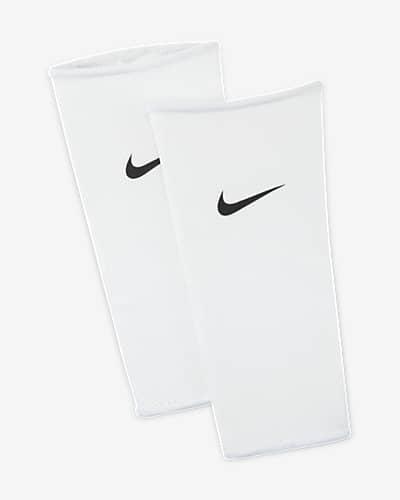 Nike Unisex Guard Lock Soccer Guard Sleeves (1 Pair) by NIKE