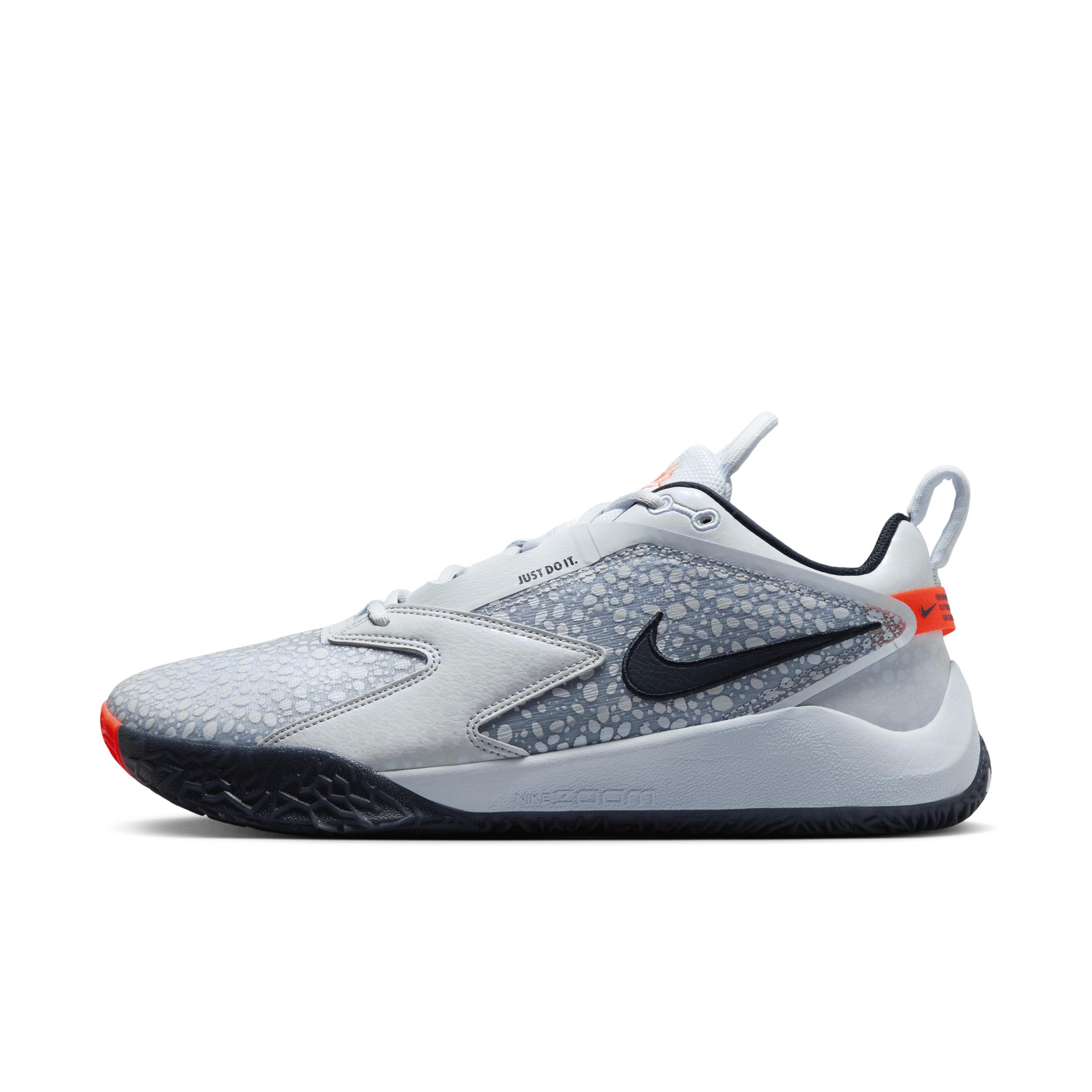 Nike Unisex HyperAce 3 SE Volleyball Shoes by NIKE