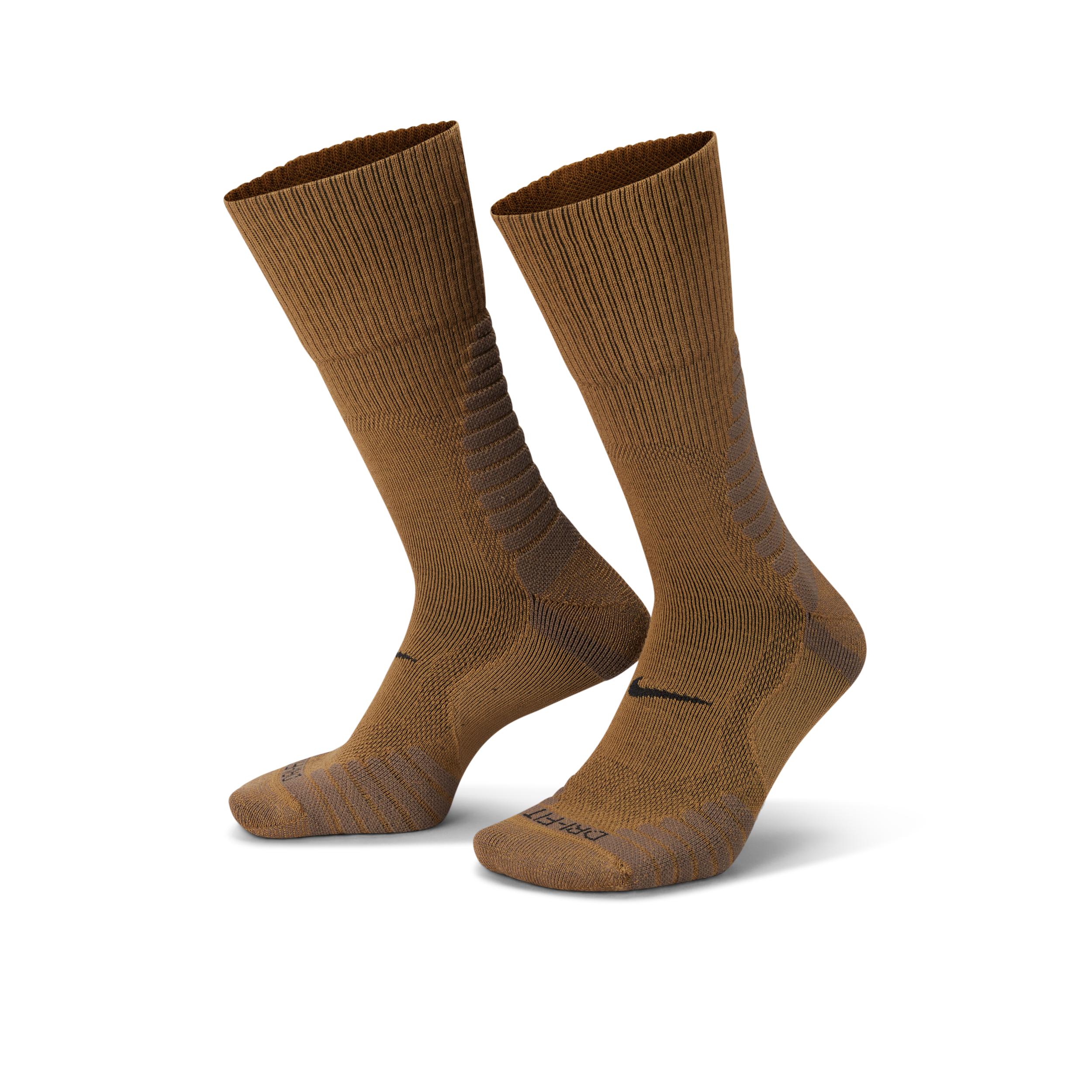 Nike Unisex Outdoor Cushioned Crew Socks (1 Pair) by NIKE