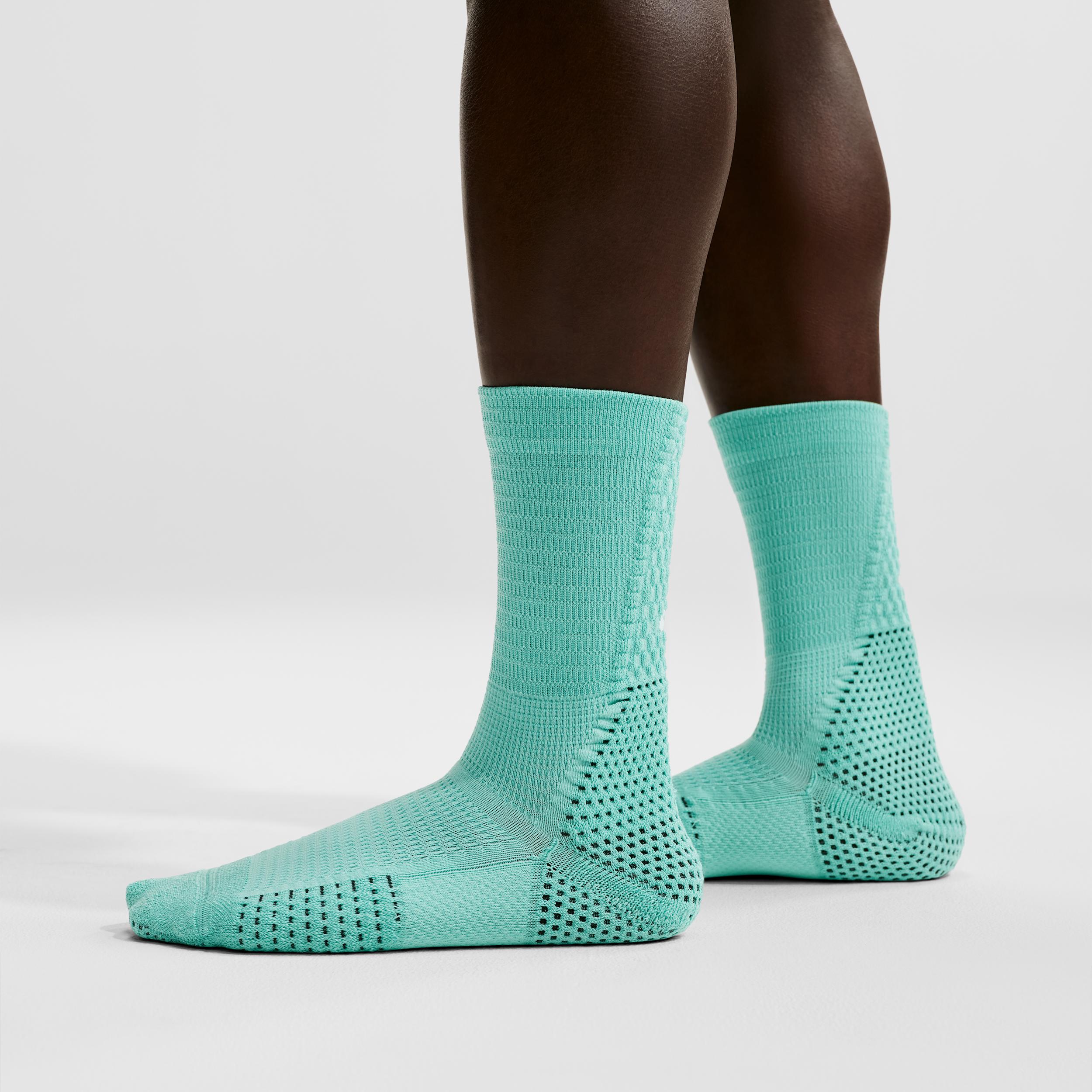 Nike Unisex Unicorn Dri-FIT ADV Cushioned Crew Socks (1 Pair) by NIKE
